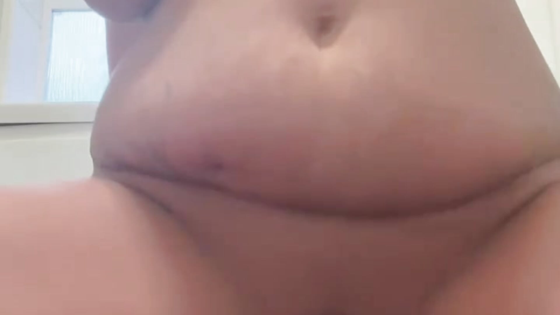 Riding dildo - video JustYourNormalCouple kameramallilta