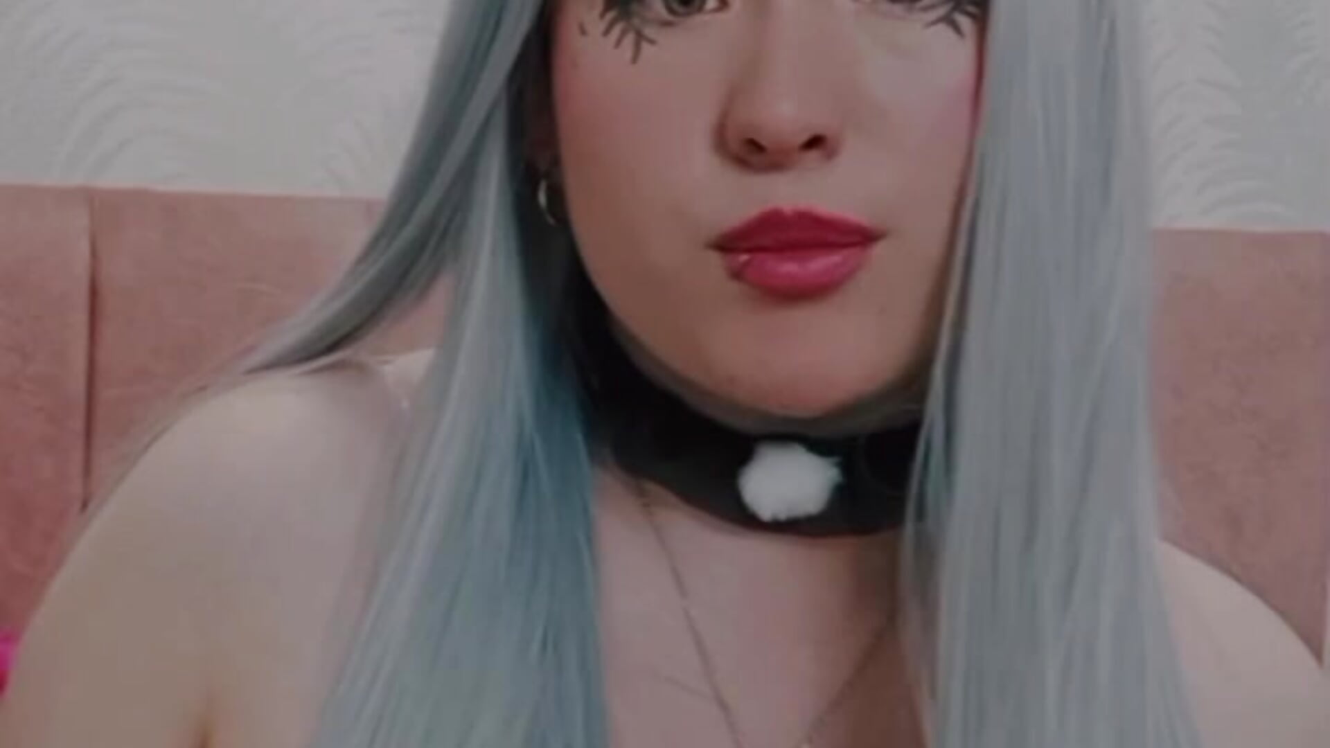 video4983474274653177587 - video by AliaMiller_ cam model