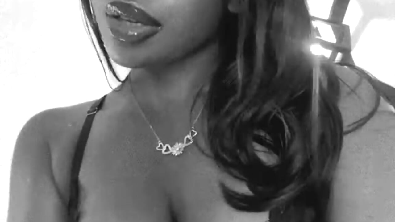 Want to get to know me? - vídeo de VictoriaKroft modelo de câmara
