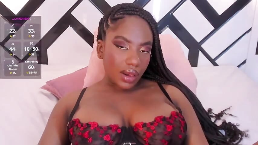 [24 Nov 09:22] Private Show - copy 23 Feb 20:26 – video od webkamerové modelky VictoriaKroft