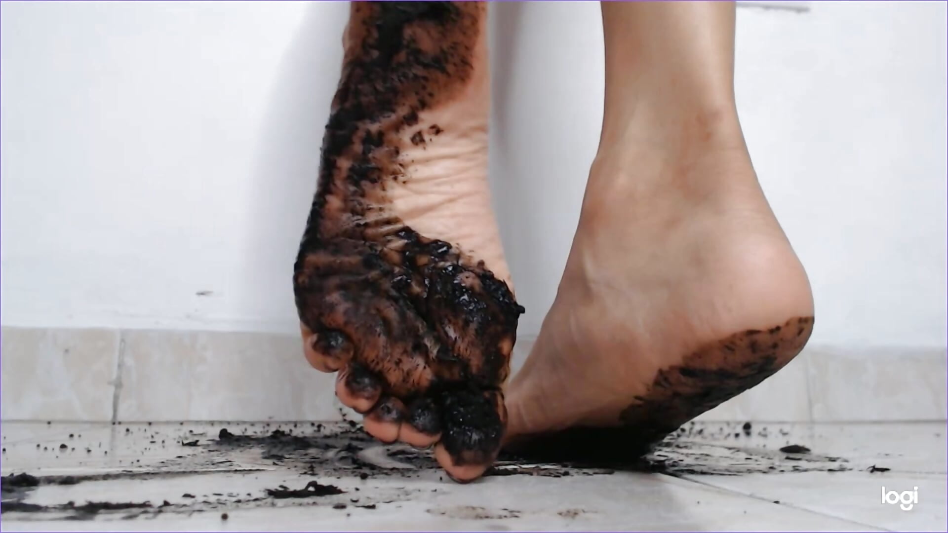 very dirty feet - video by ash_feet cam model