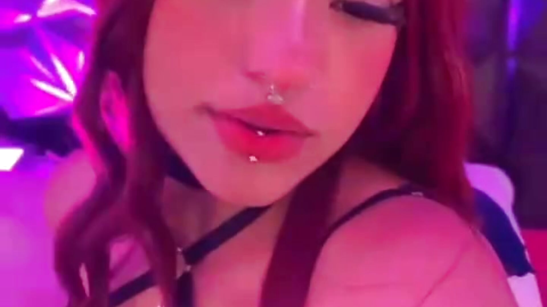 WhatsApp Video 2025-06-01 at 8,16,58 AM - katierouge_主播的视频