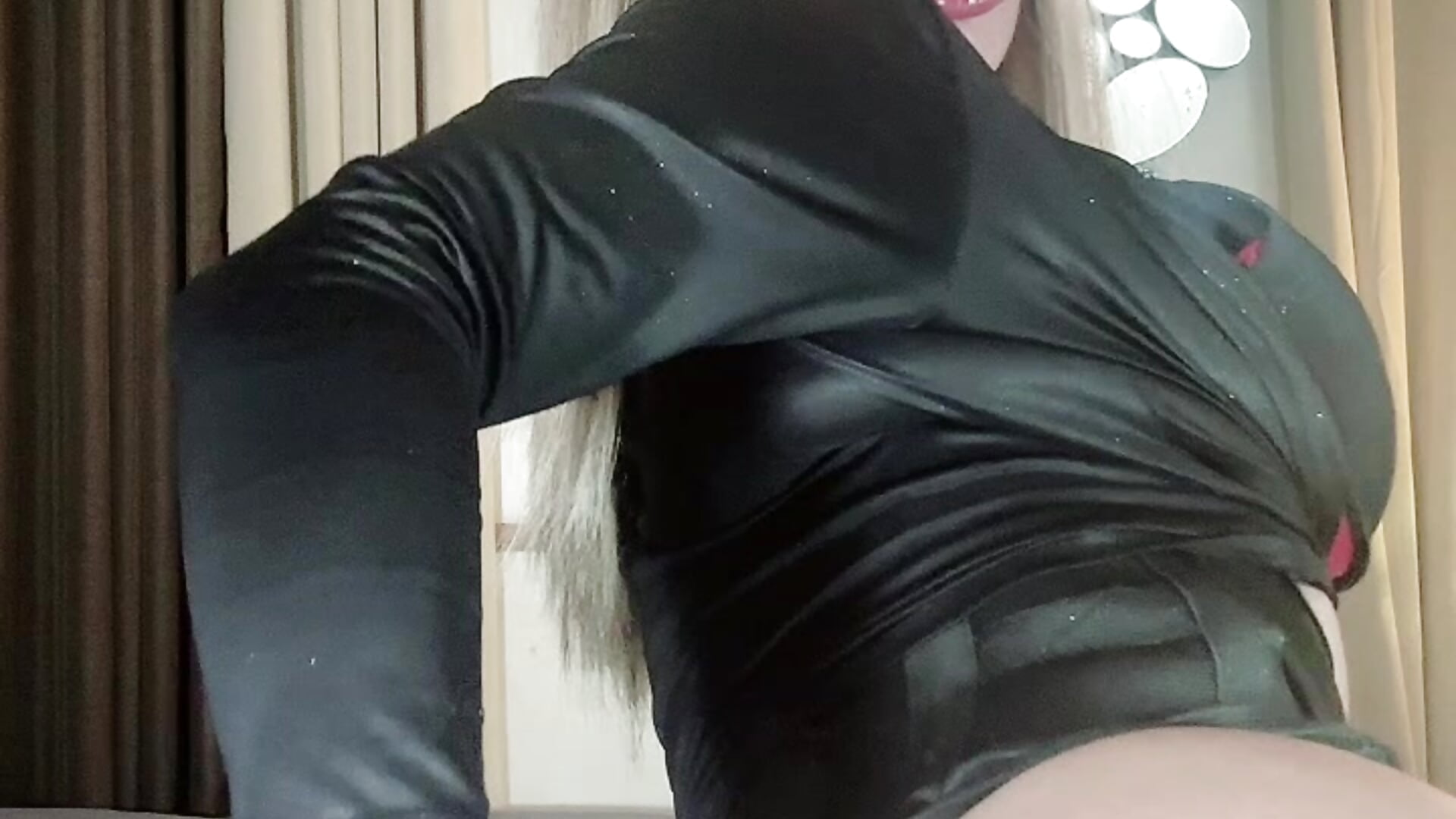 Fingering Big Ass - video oleh model kamera Monstercockgoddessx