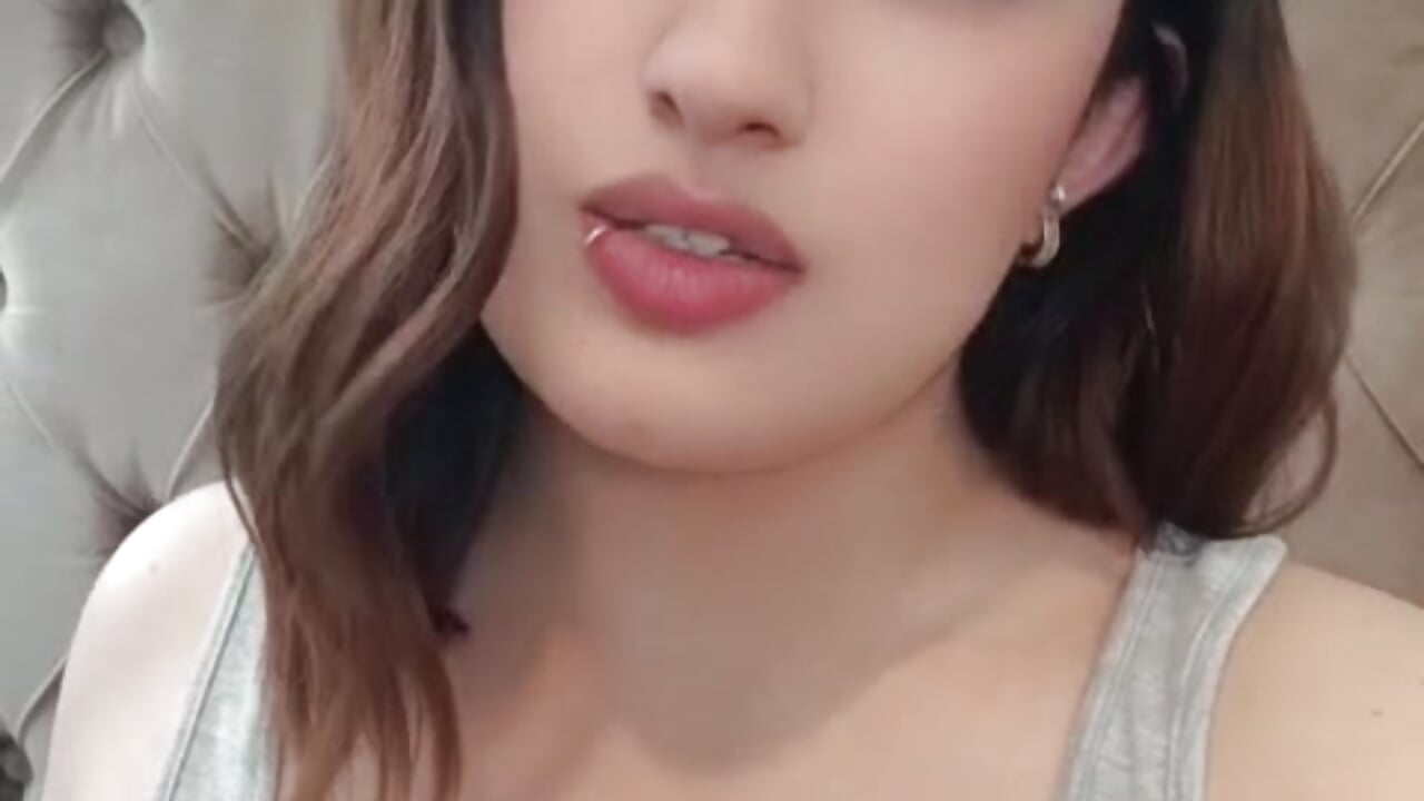 Bienvenidos 💜💖💖🔥 - Video von Meggan_n Cam-Model