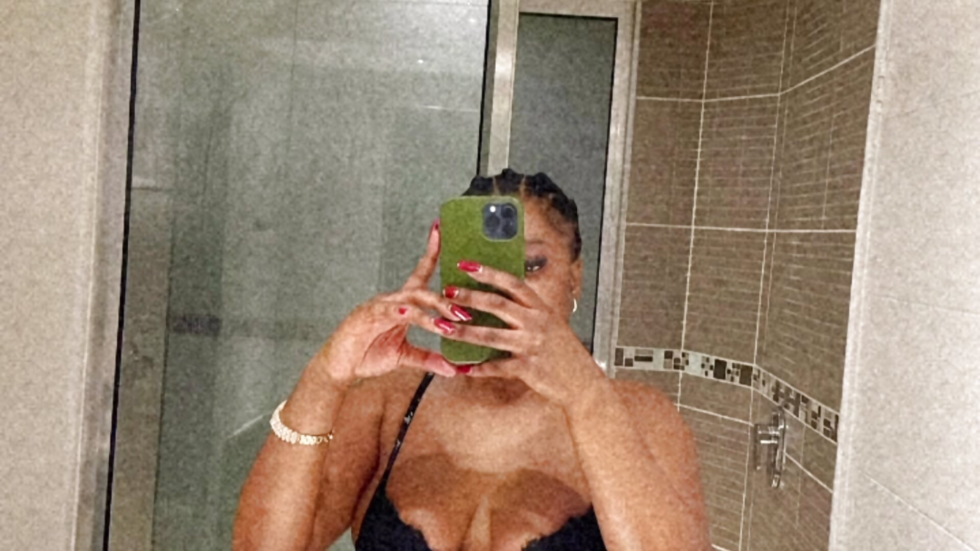 6C3BFAB6-A205-4724-8728-D68FF8467109 - video by Cupcake259 cam model