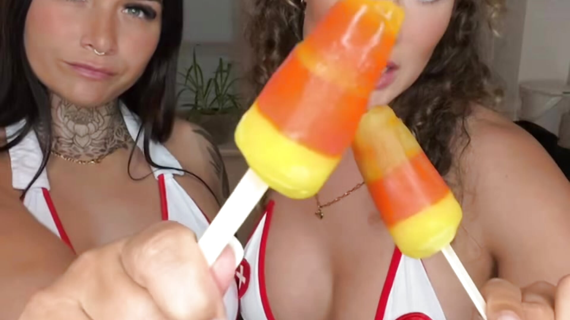 👩🏻‍⚕️🚨WIXXKLINIK FÜR KLEINE SKLAVENPIMMEL - Du wichst nach unseren Regeln! - video od modelky/modela twoinkeddolls