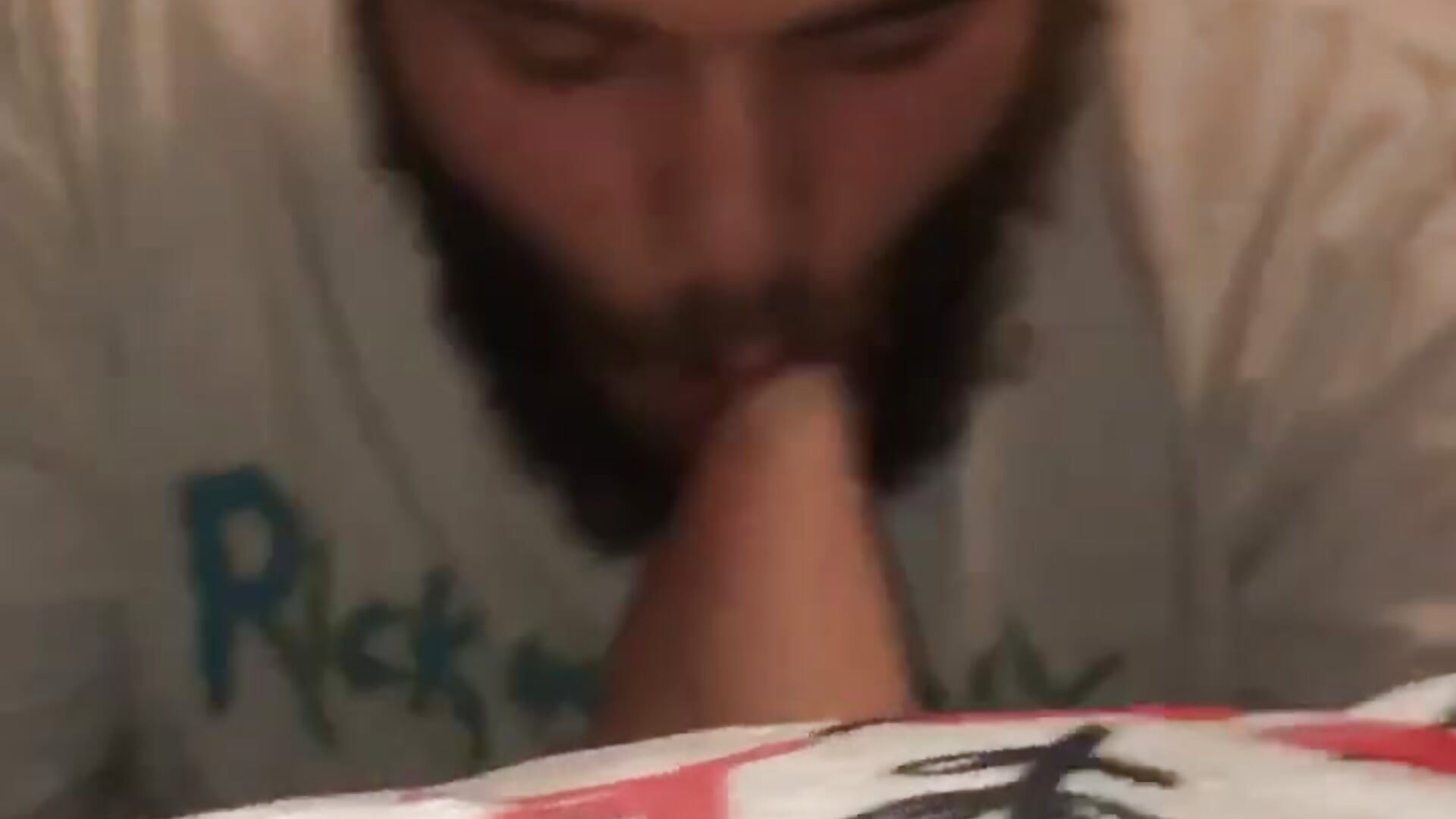 Toe suck - video by Juicydrip cam model