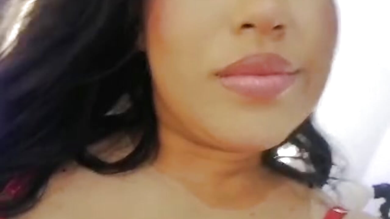 Red 🥵💋 - video by LunaRose36 cam model