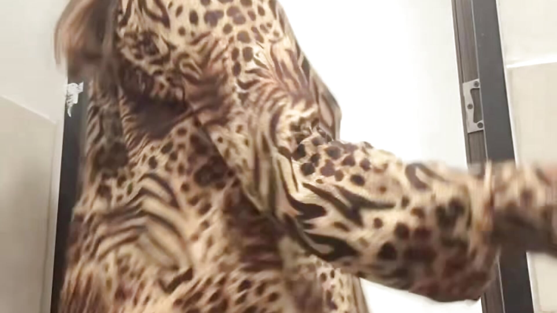 Twerk－カメラキャストのiam_dracupauの動画