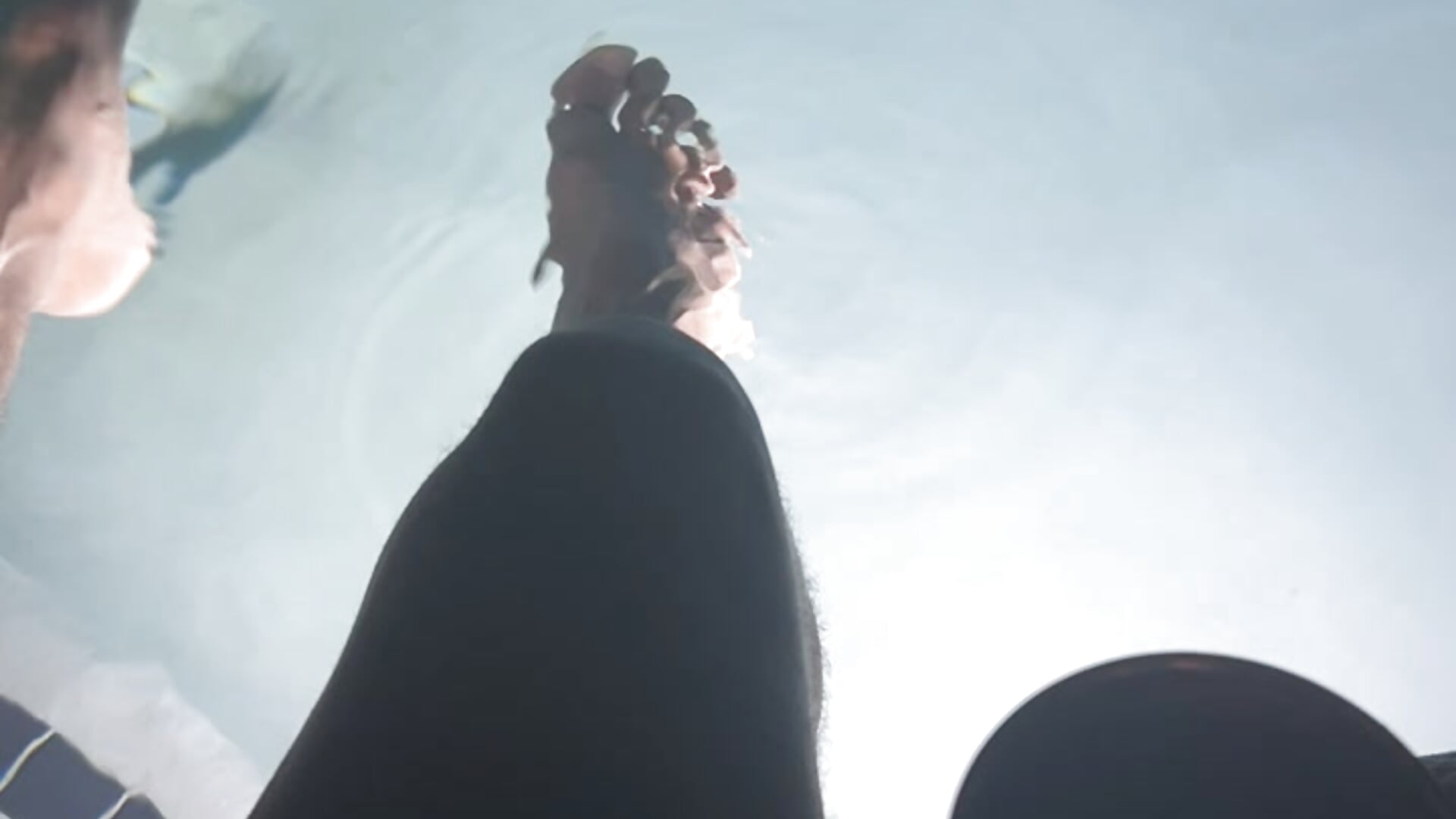 🦶🏽 - video bamfbobbybrown kameramallilta