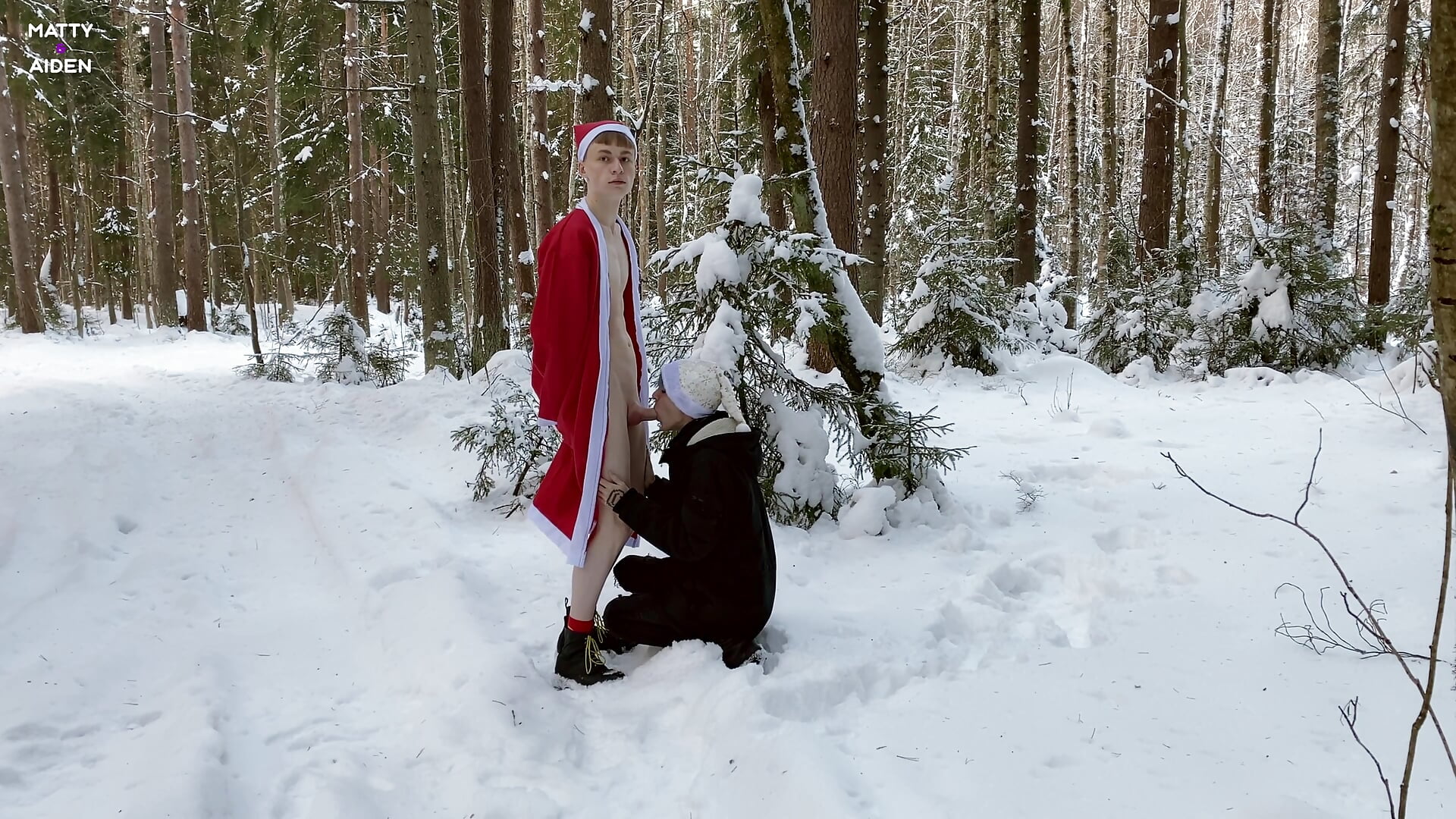 Twink outdoor winter blowjob - clip cu MattyandAiden model videochat