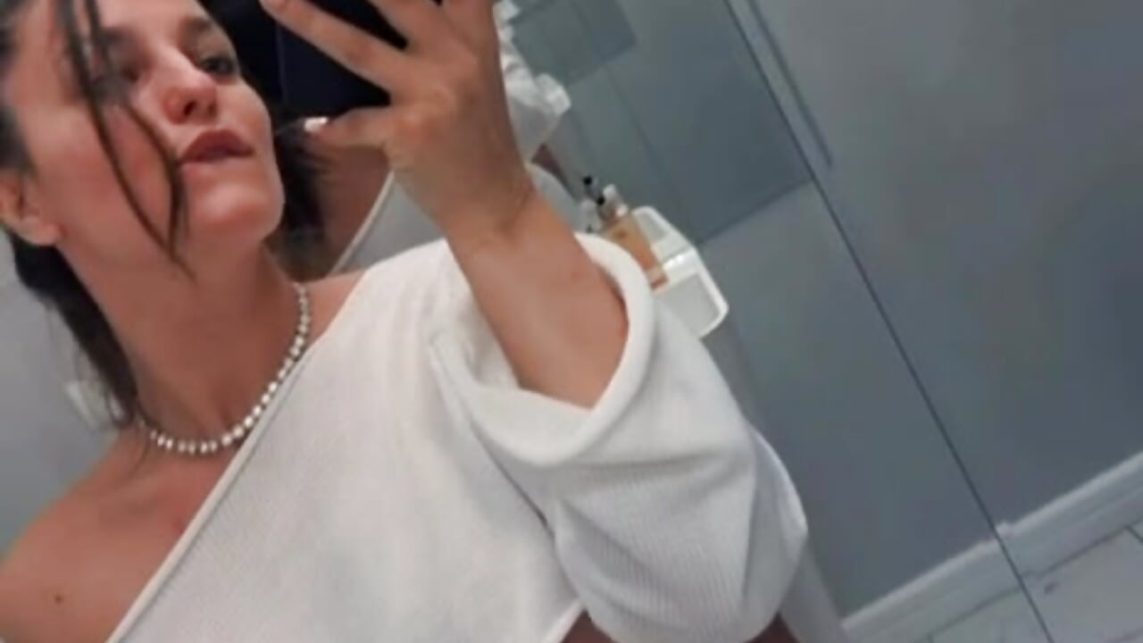 Tease you in white🤍 — filmik FreyaHeart, modela(-lki) na kamerkach