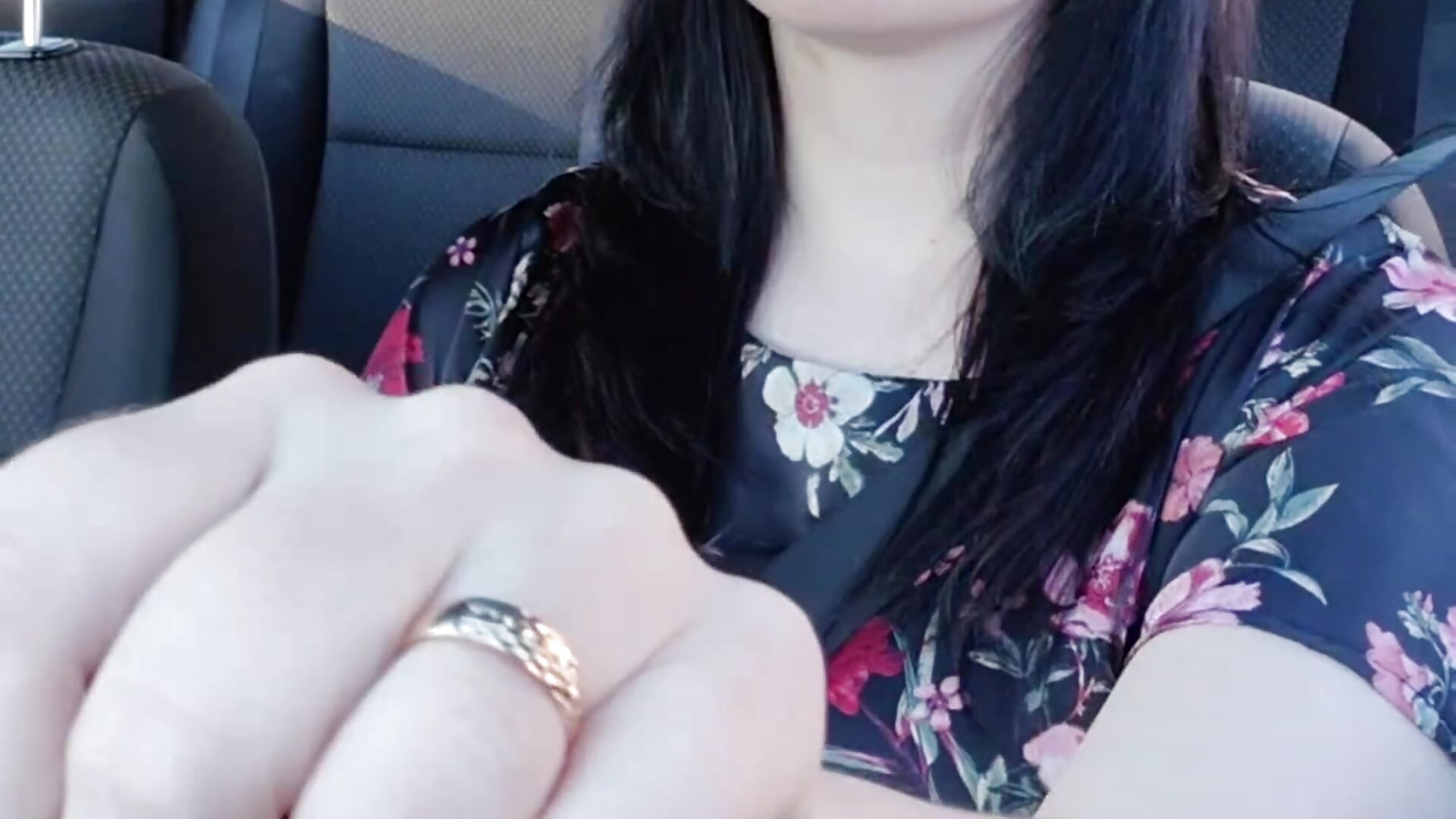 Driving on a bumpy road🤭 - วิดีโอโดย love_me__tonight_ โมเดลแคม