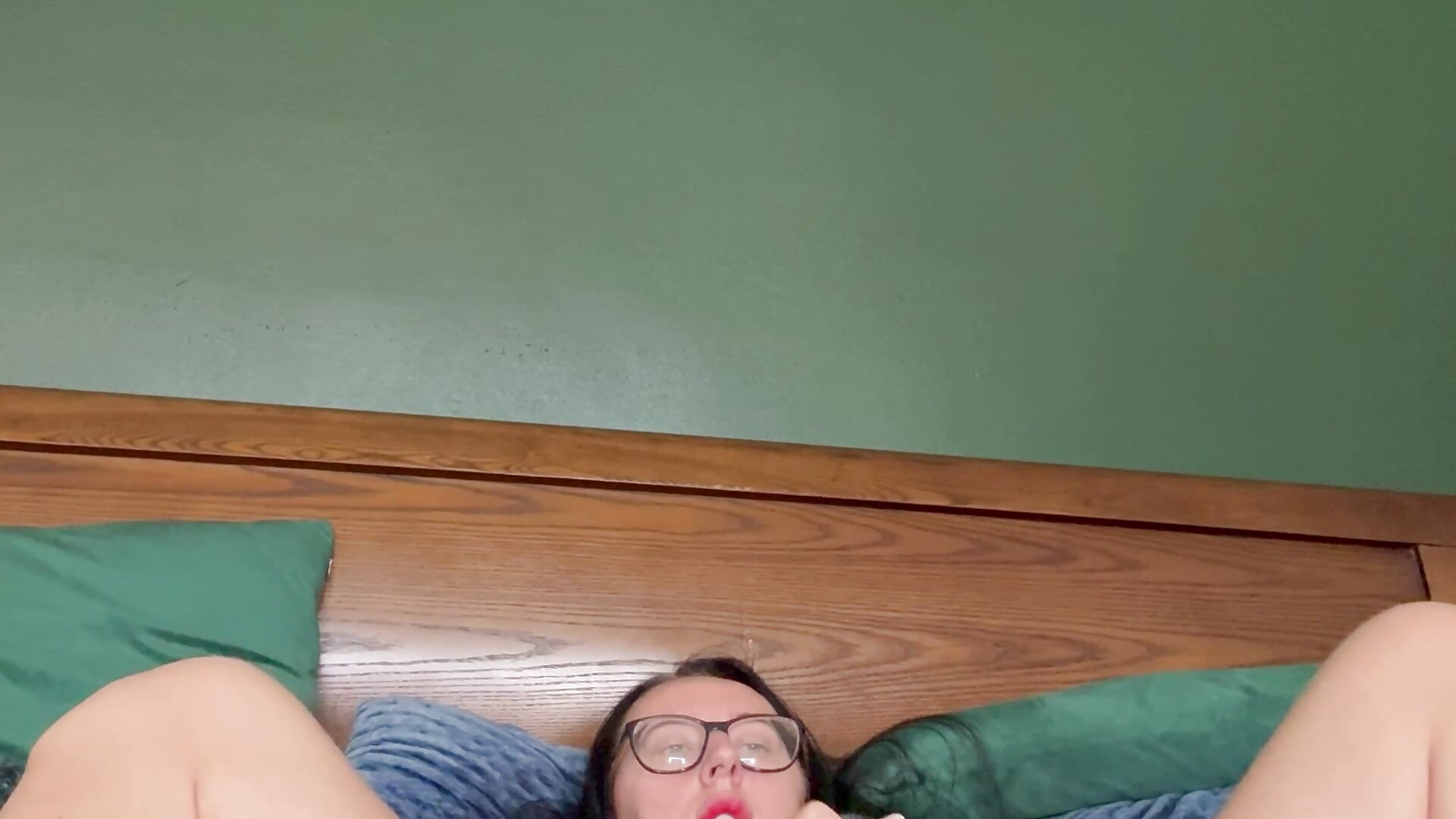 Hard cum with new vibrator - video av That_English_Rose_ cam-modell