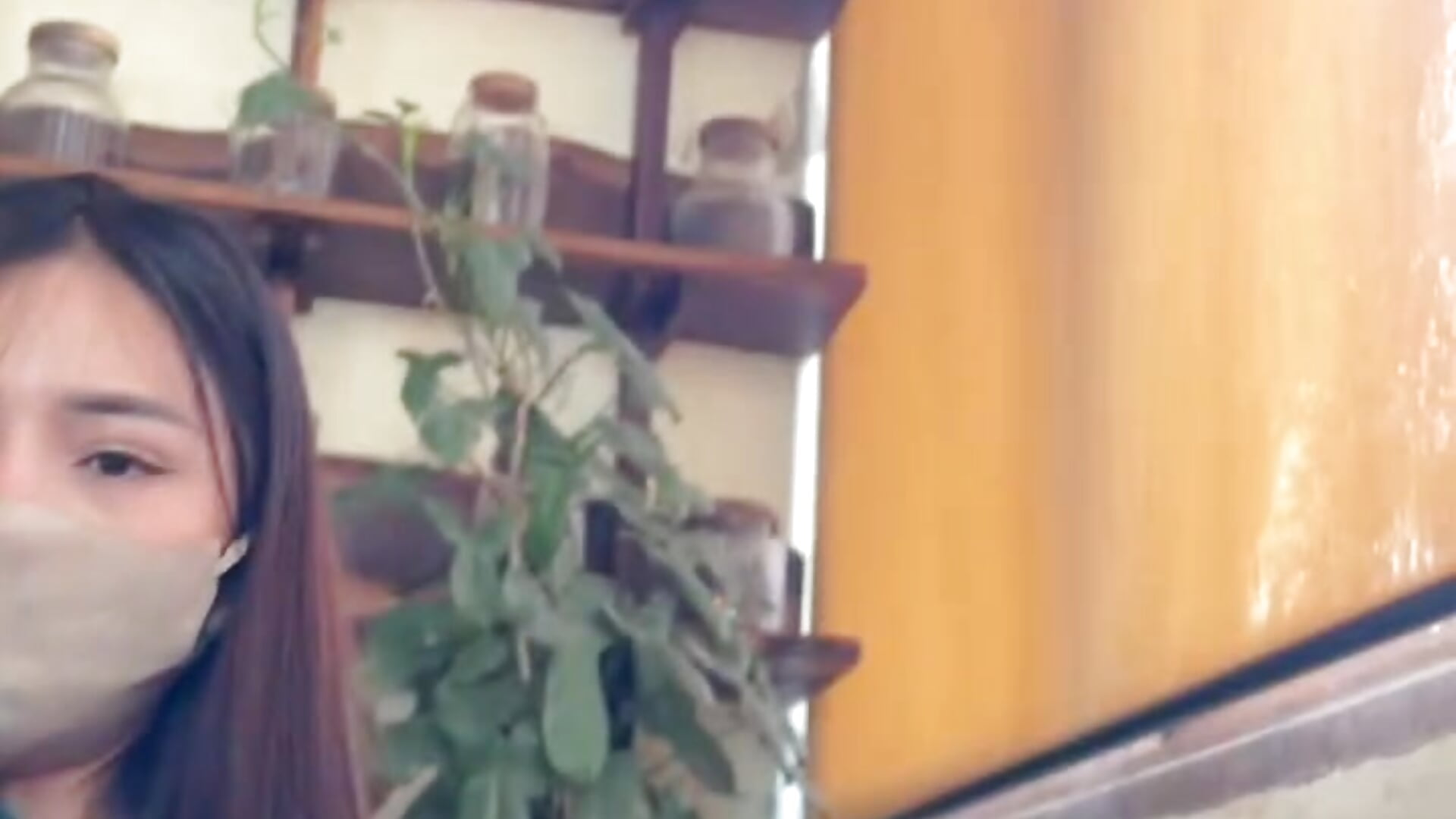 The cafe staff secretly took pictures of me. 😩 - Video von Linh_2004 Cam-Model