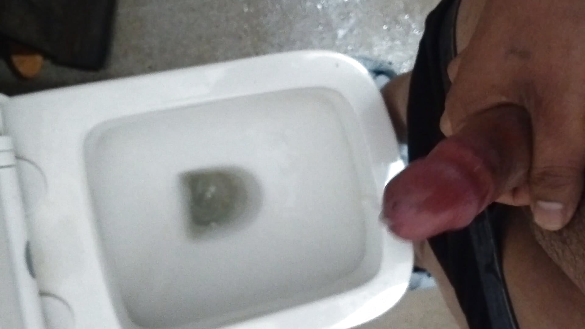 Cum shot video at wash room - Video von zorhotty Cam-Model