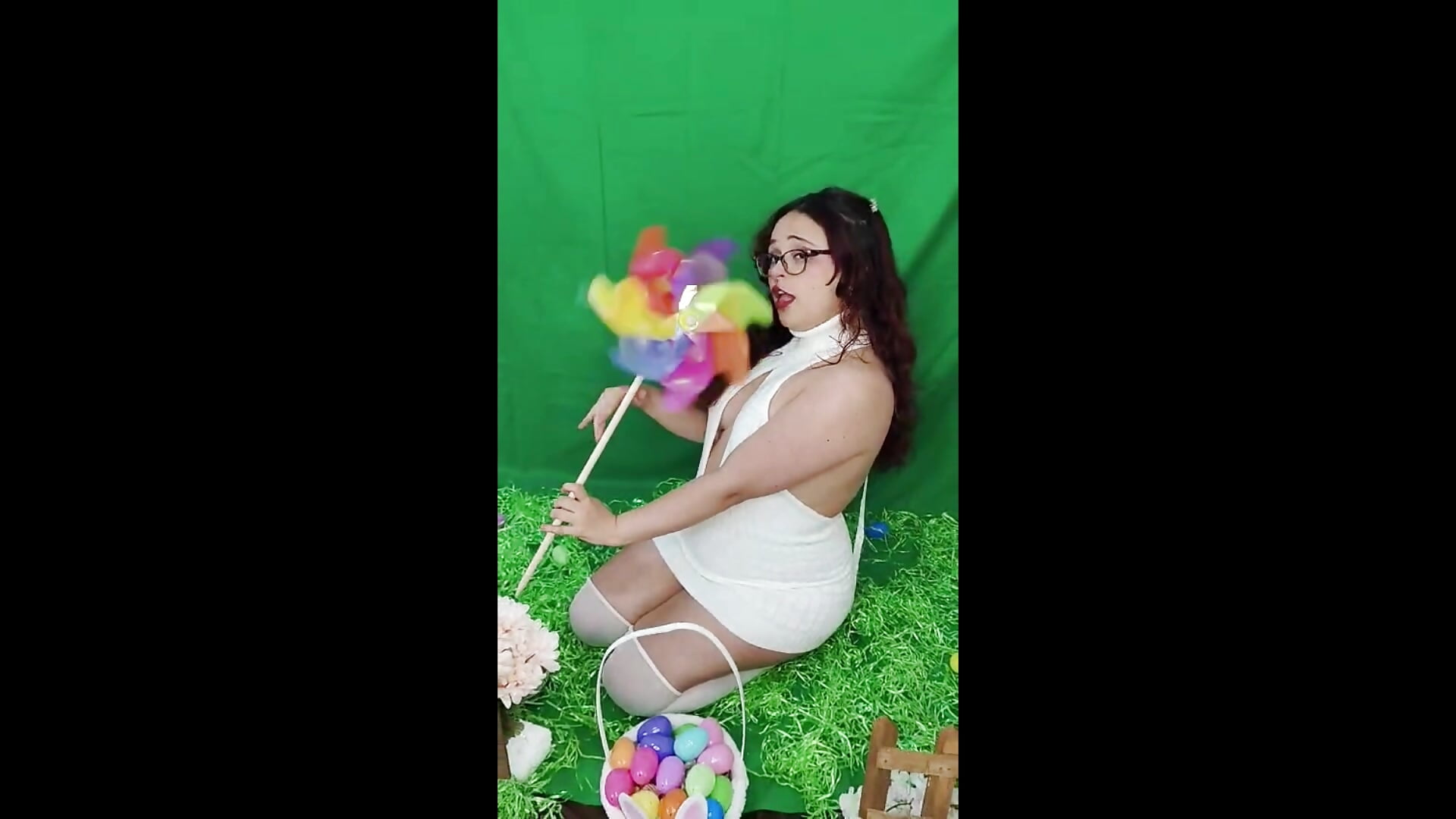 Happy Easter - video AlannisSweet kameramallilta
