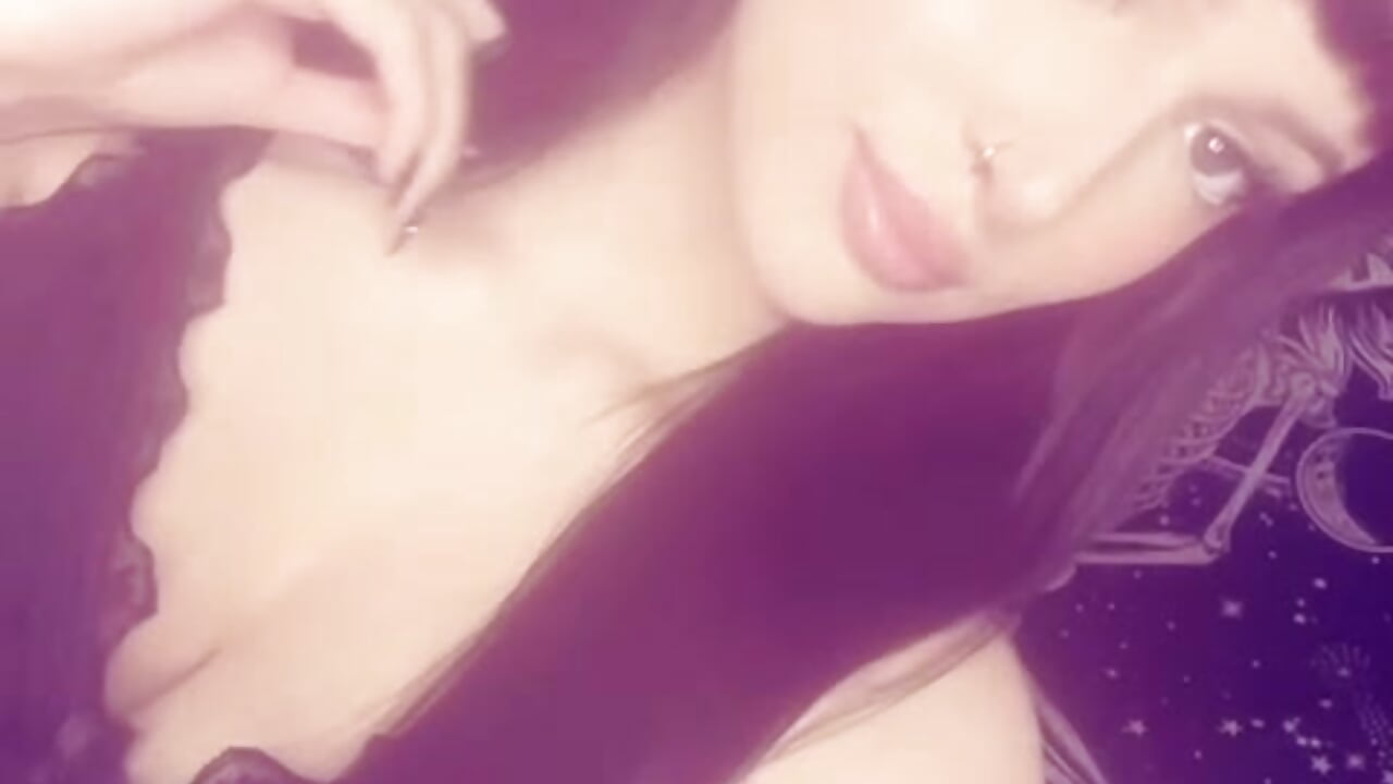 💜🤍🖤 - vídeo de lilyx_ modelo de câmara