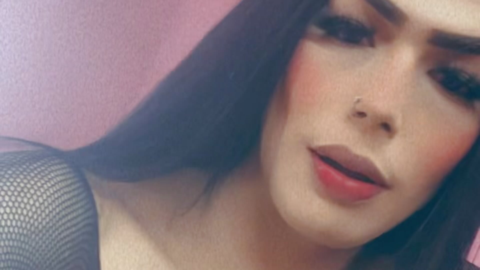 2D25325B-D721-4DC3-B5C4-6EBB70A60F2E - video by _crystal23_ cam model