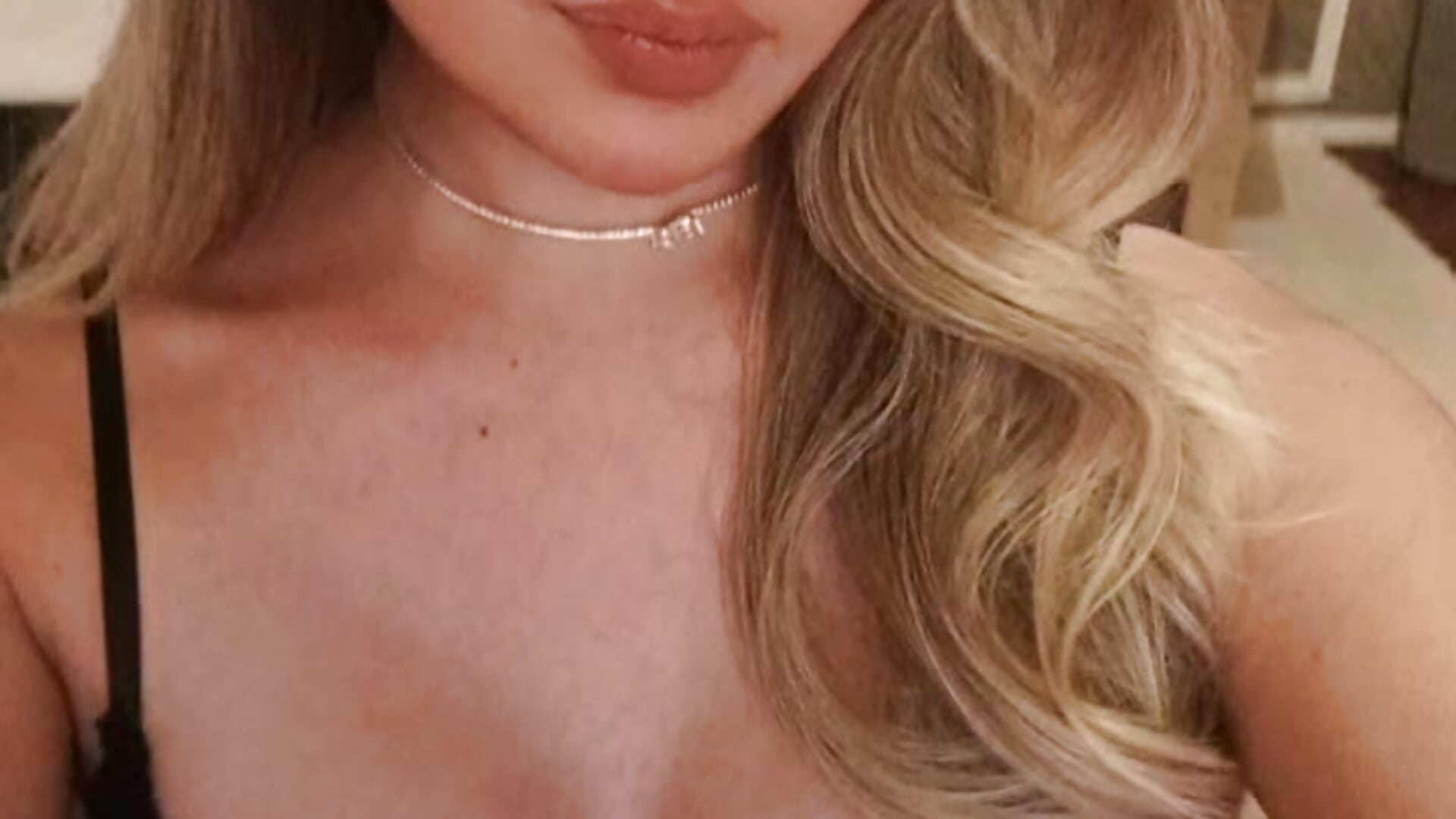 🫦 - فيديو من Ms_yhanna موديل الكام