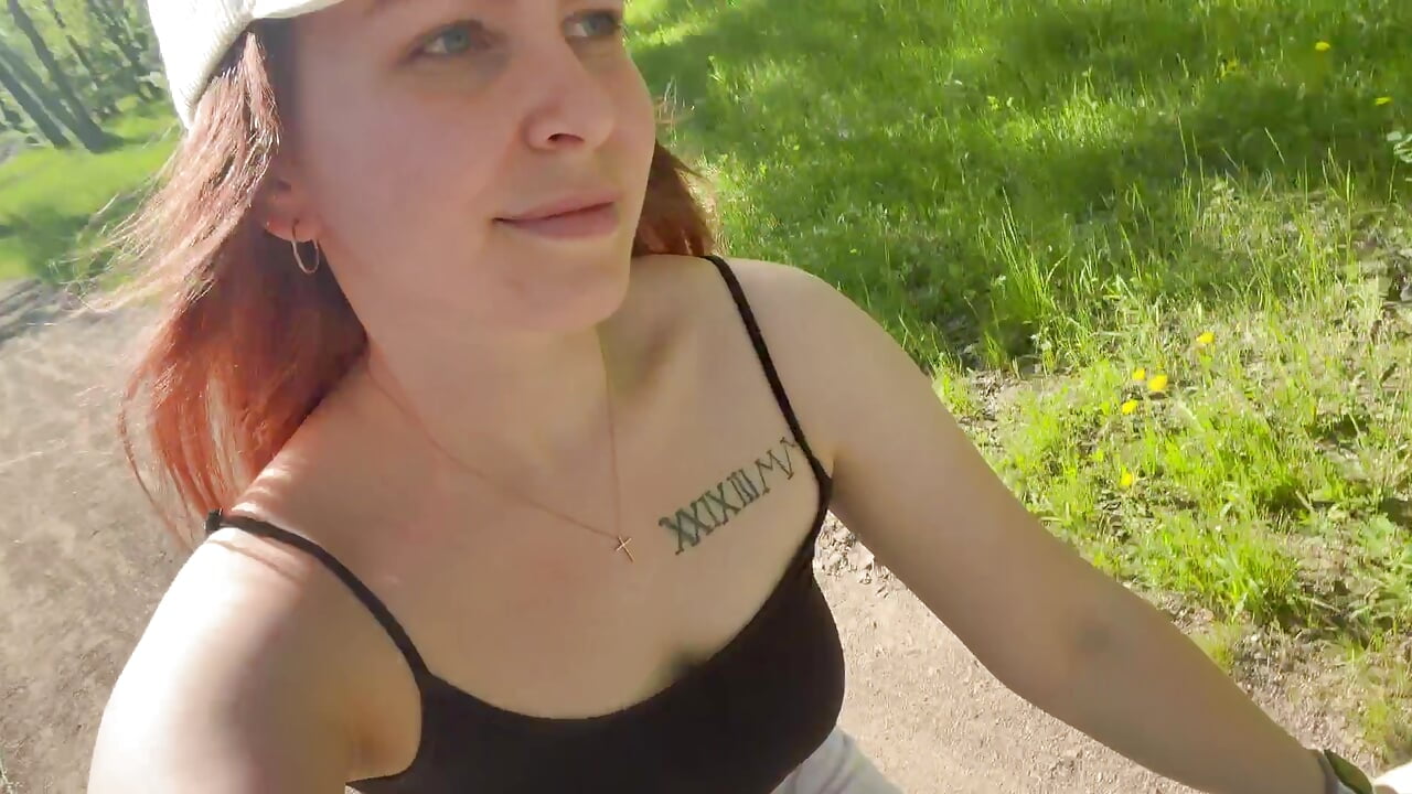 Summer holiday - clip cu MikaBloom model videochat