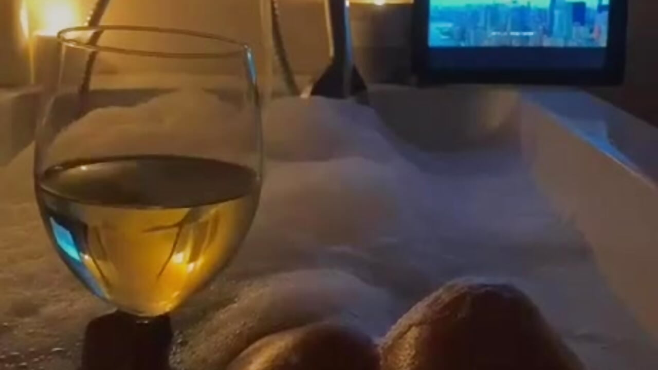 Relax... - video av MikaBloom cam model