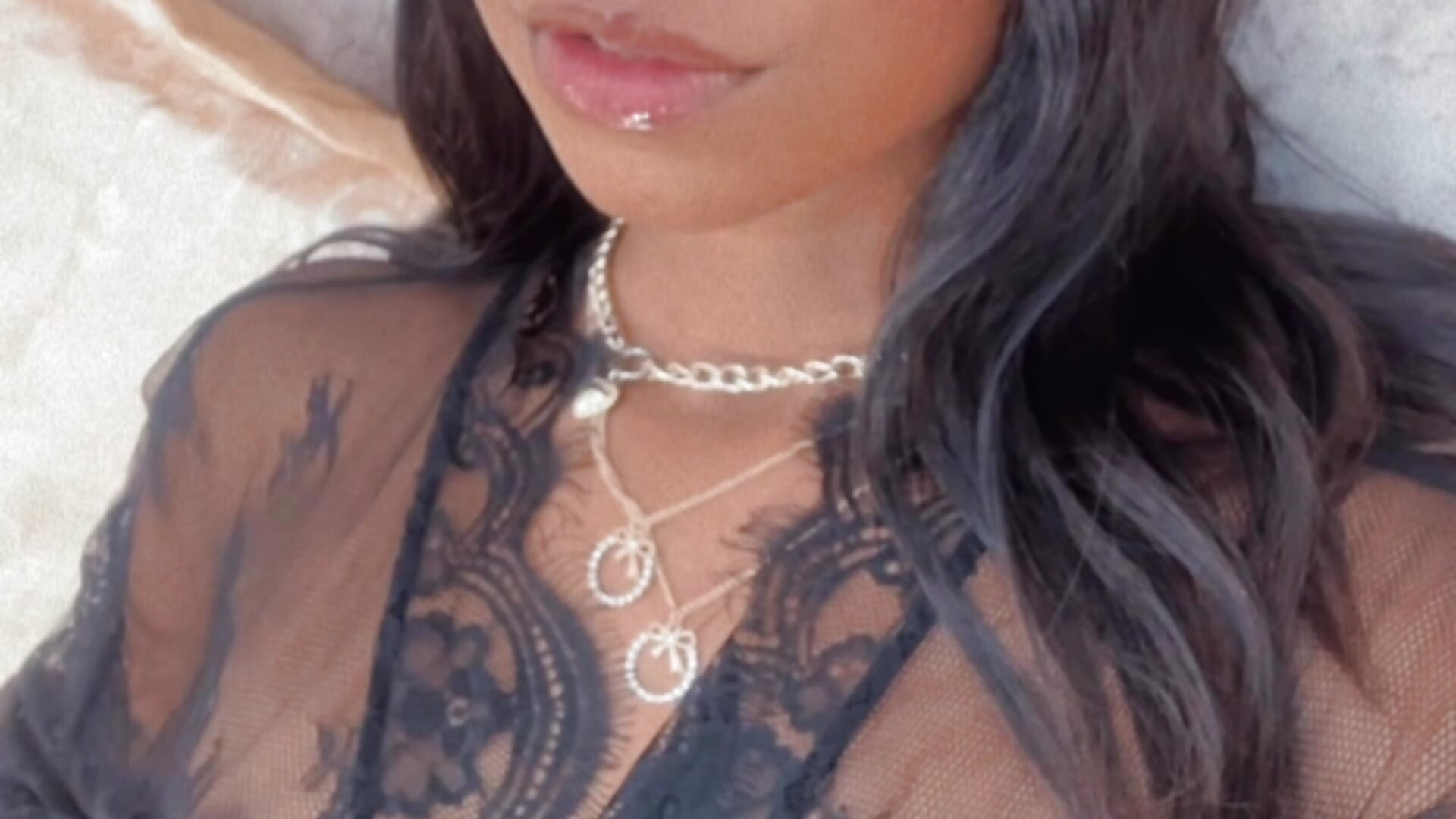 Sexy robe - วิดีโอโดย Tessa_Owenss โมเดลแคม