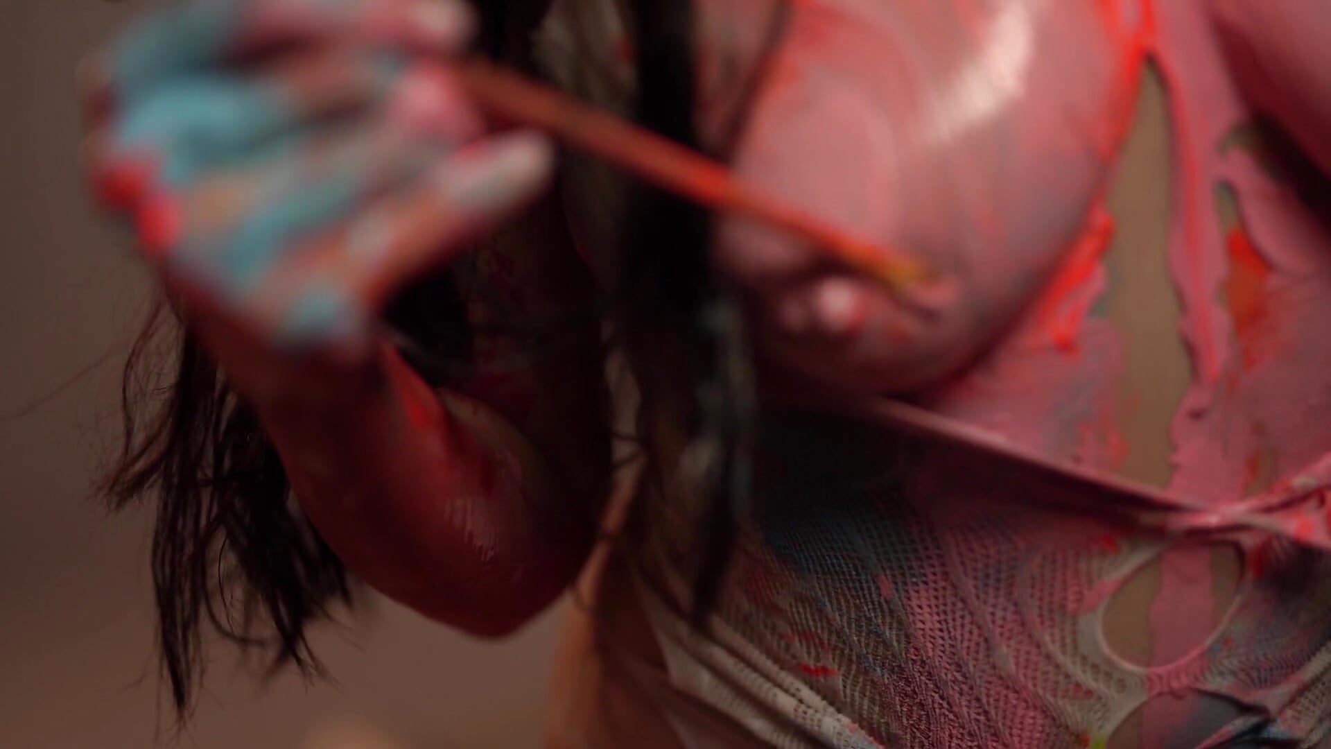 deleited - video by xinamora cam model