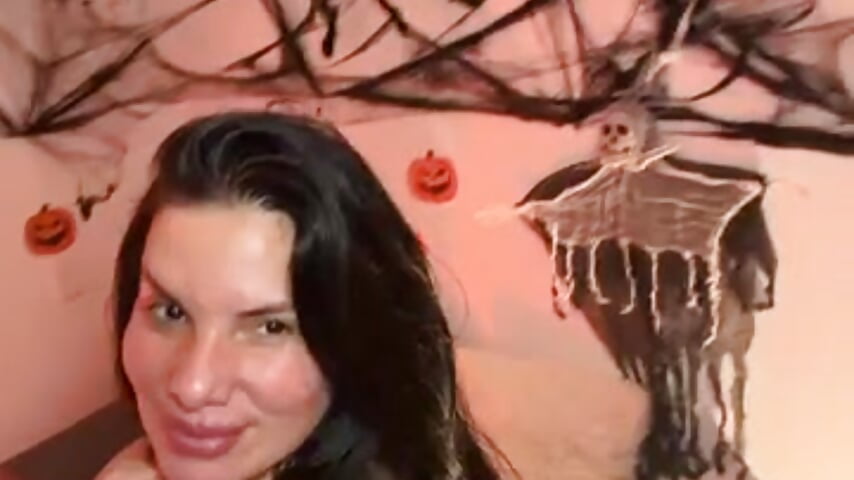 81458550135__B7D5D96F-72C6-45D0-A16A-7ABCD03C74C8 - vídeo de la modelo de cam carol_latina13