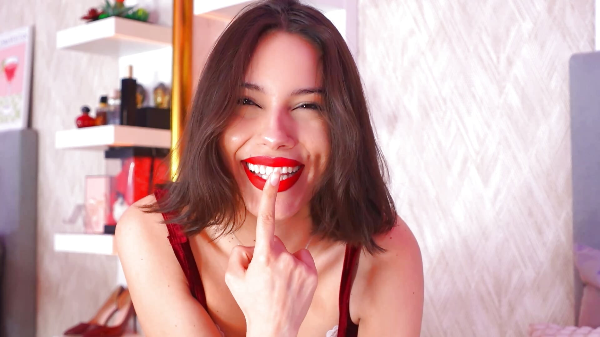 Pretty Sofy🫦 - Sofy_Bradd adlı kamera modelinin videosu