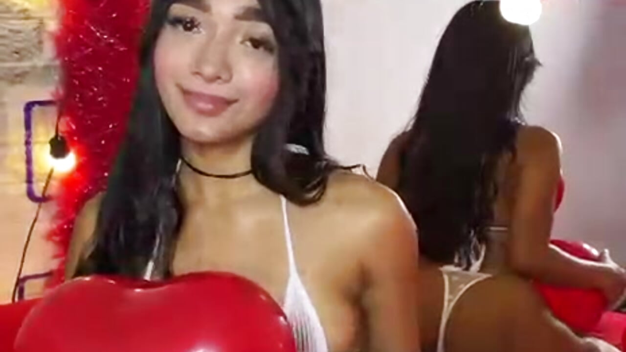 Happy San Valentin - video di lilyth_bloom modella di cam