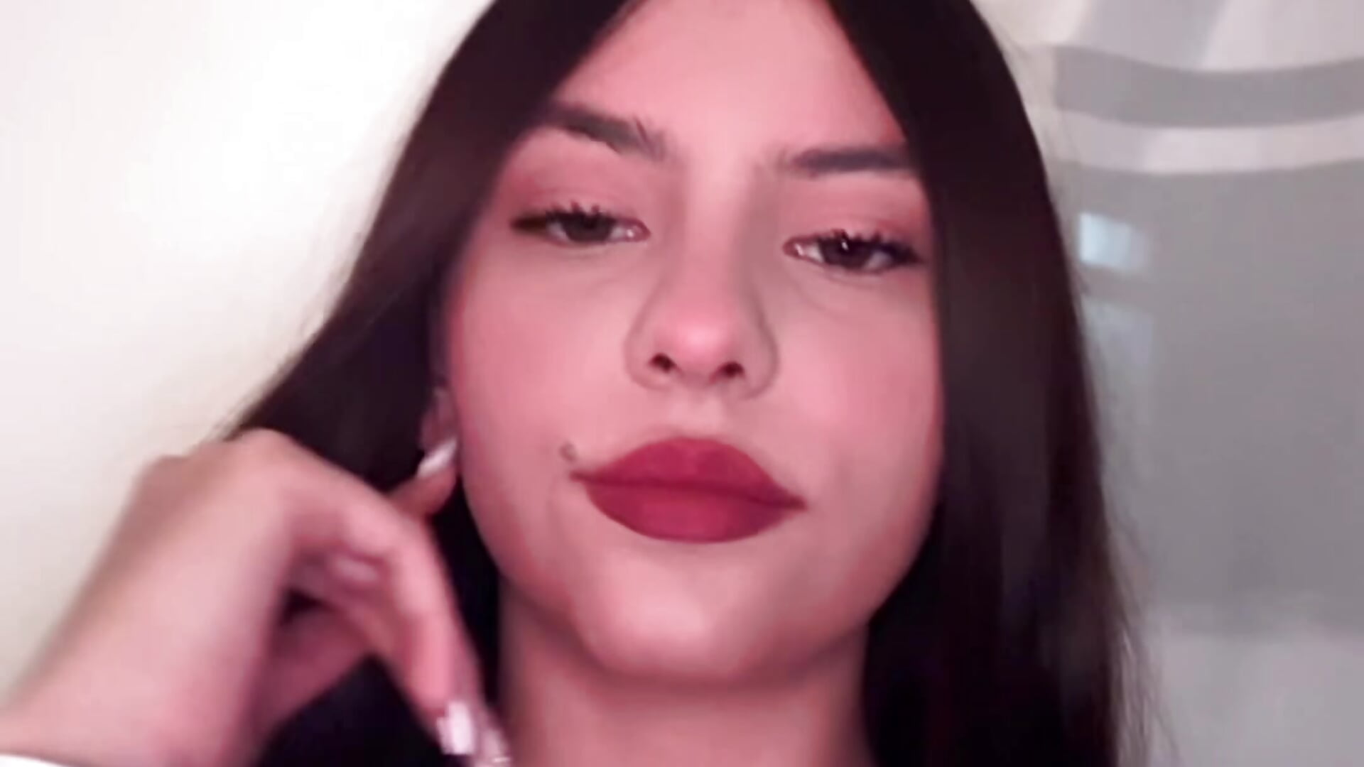 1d019dd1cd7d4b8487091e15af2d878e.mov - vídeo de Katie_rawwww modelo de câmara