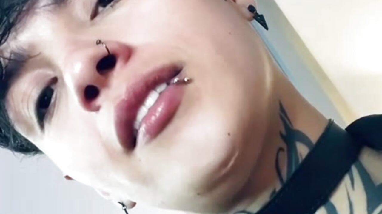 😏– b3k_afrodict kameramodell videója