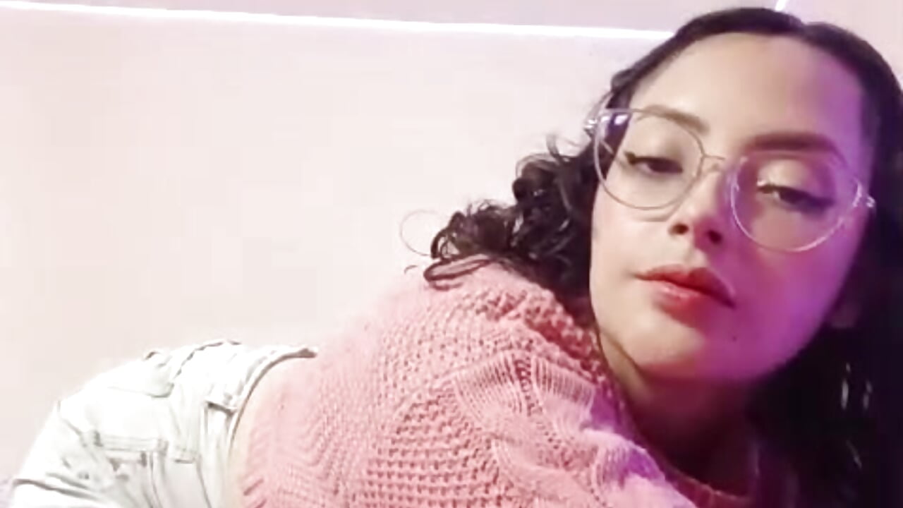 ❤️ - video by manumeow1 cam model