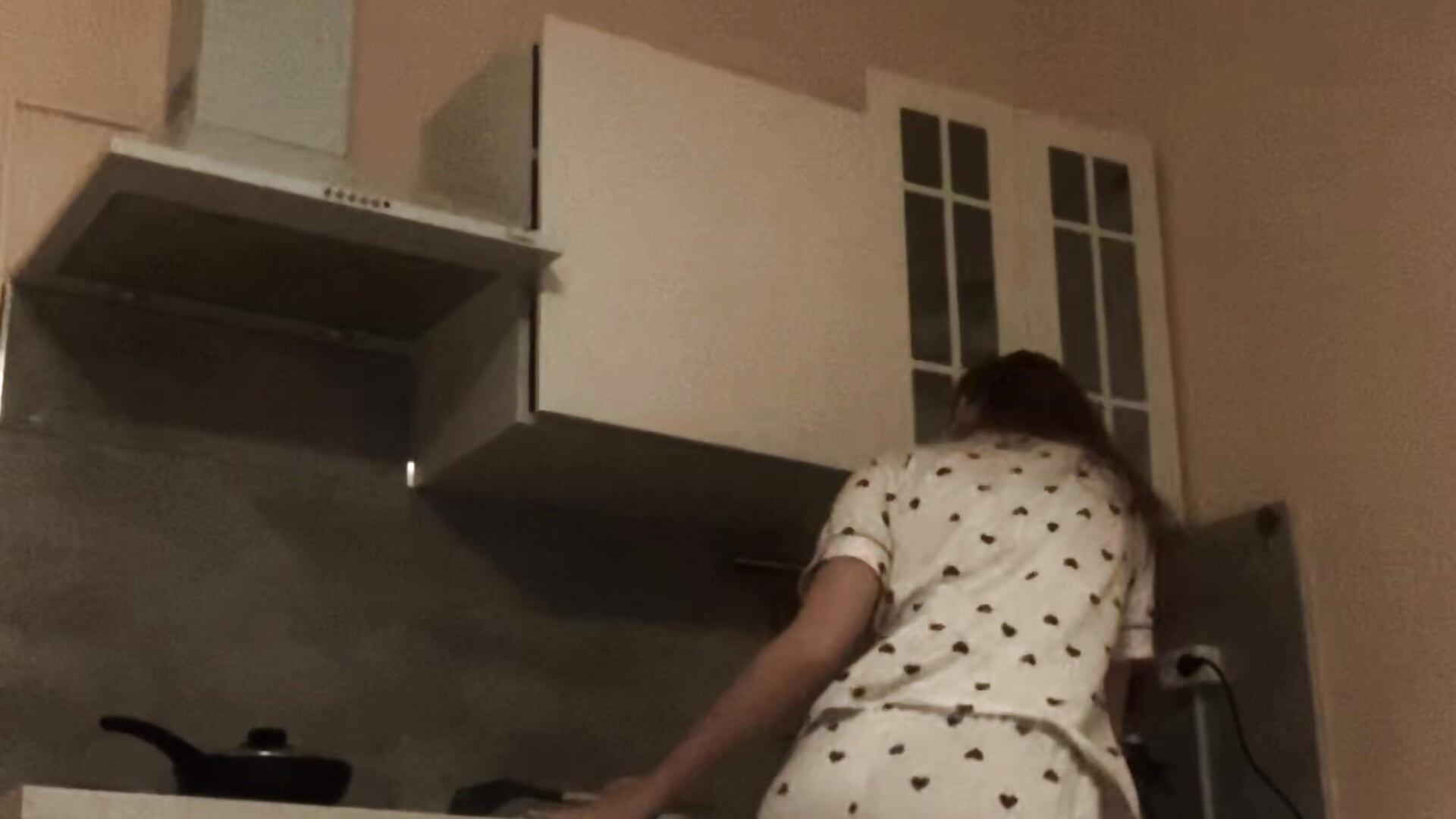 🧚🏻‍♀️little dance in kitchen🧚🏻‍♀️ - video by Betty_Twinkle cam model