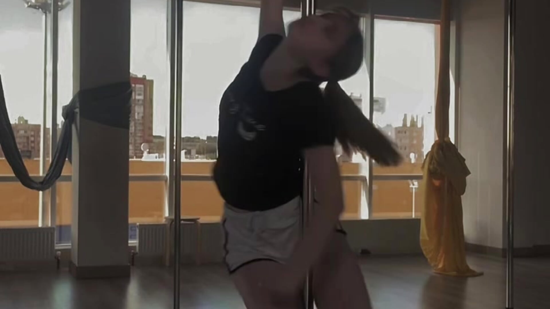 Pole Dance - video by Betty_Twinkle cam model