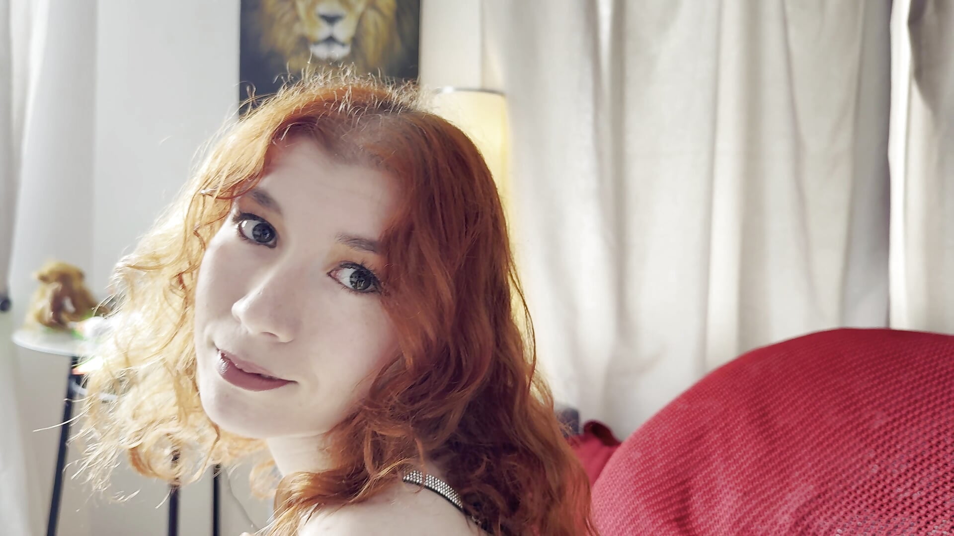 meet me – видео вебкам-модели Alicaslim