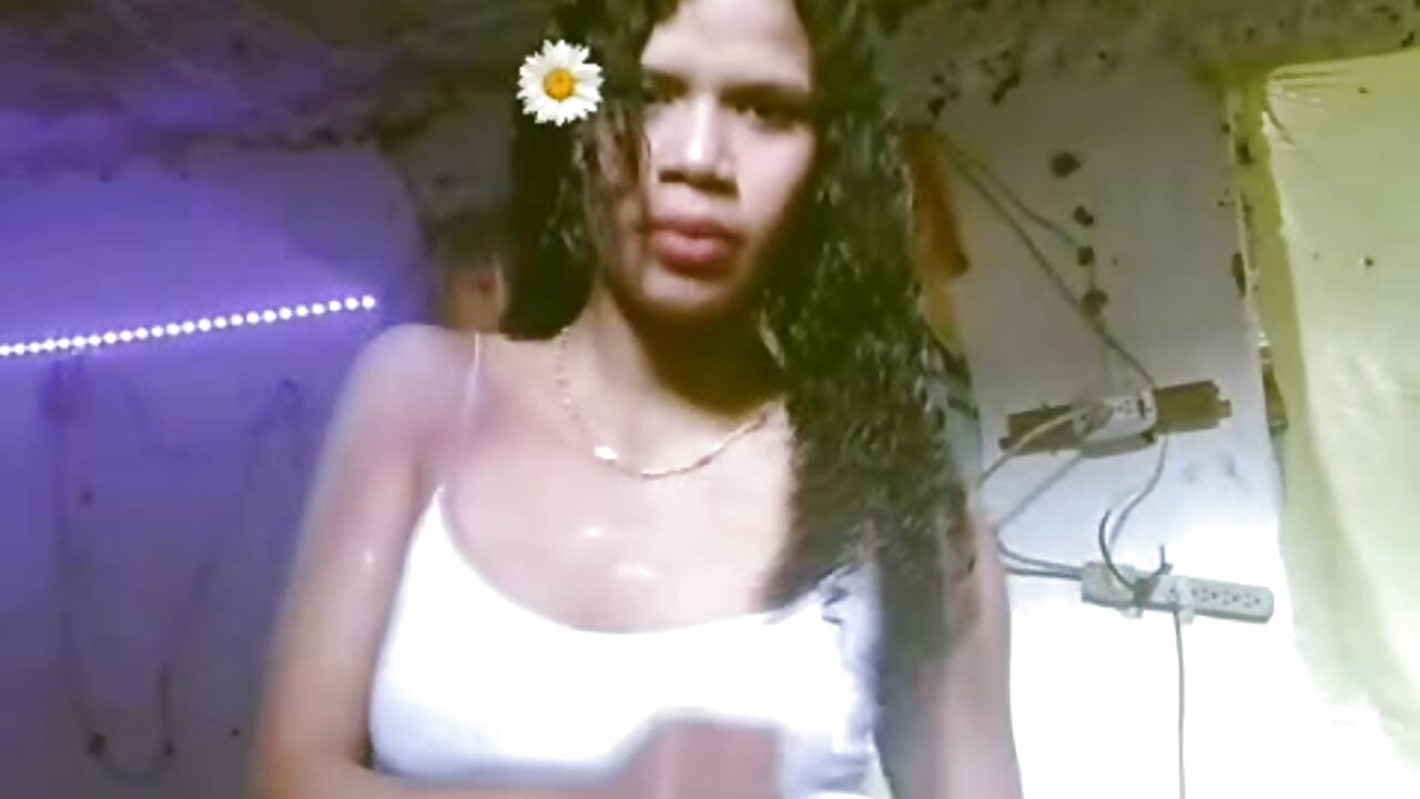 Me✨ - video by marcela_rojas cam model