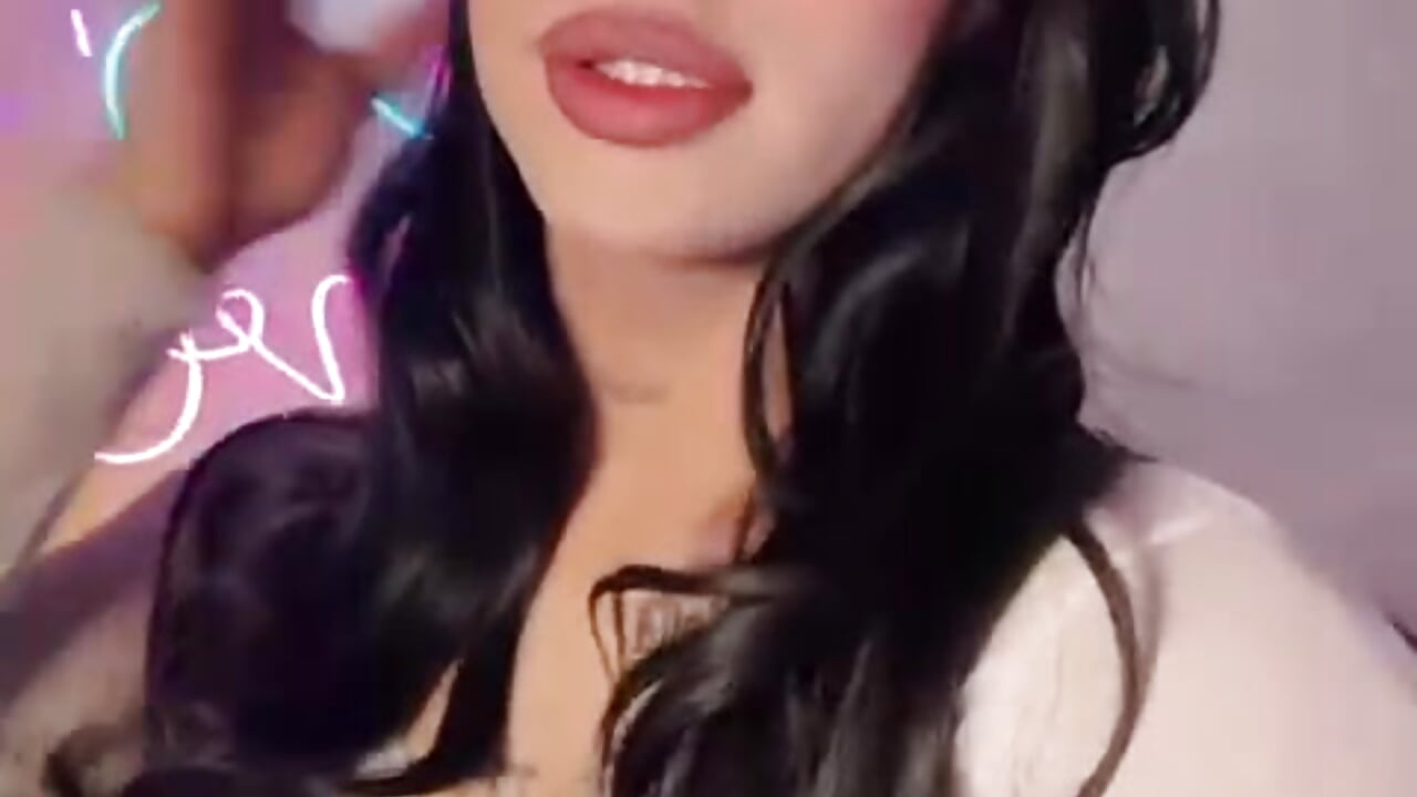 Coquette 🌸 - vídeo de la modelo de cam Kirby_Carrington