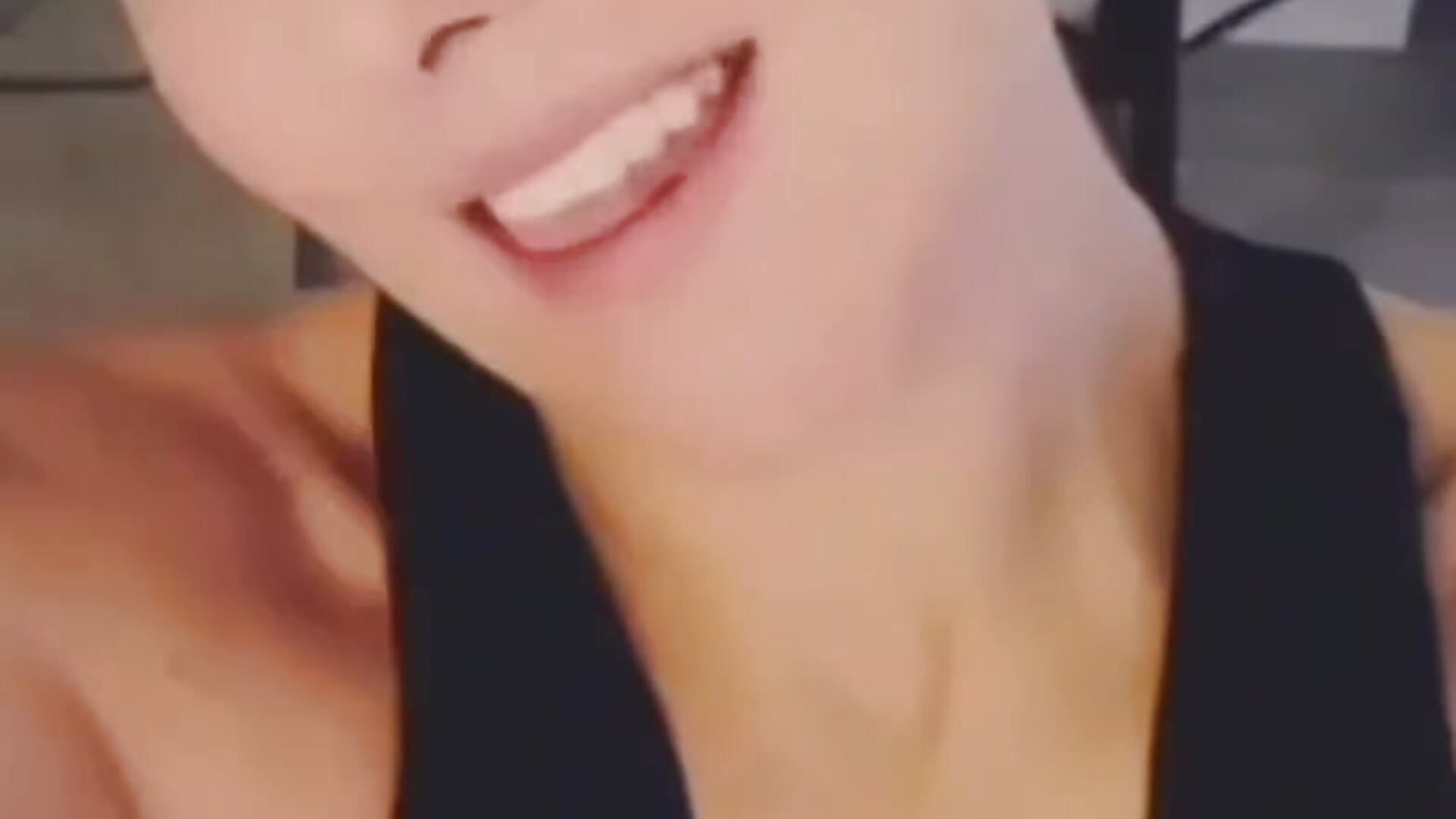 Facial Teaser 2 - Video von thewildechase Cam-Model