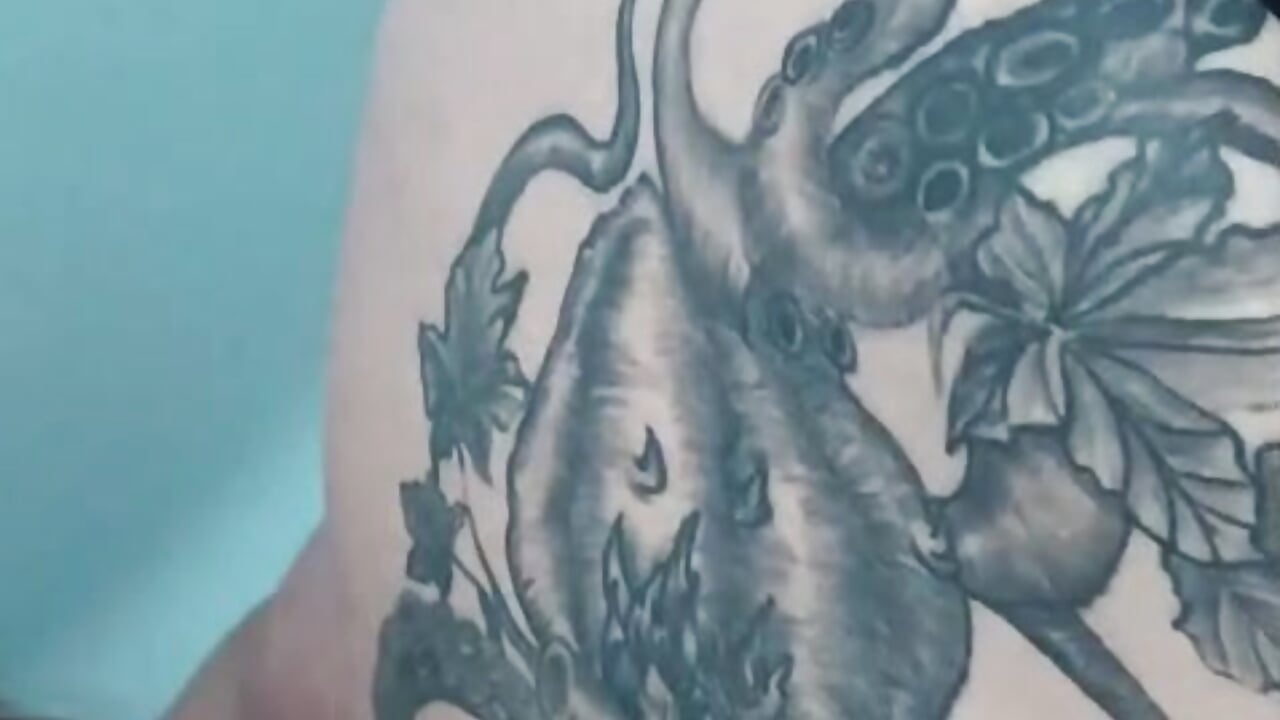 tatuajes - video by queen_marifer cam model