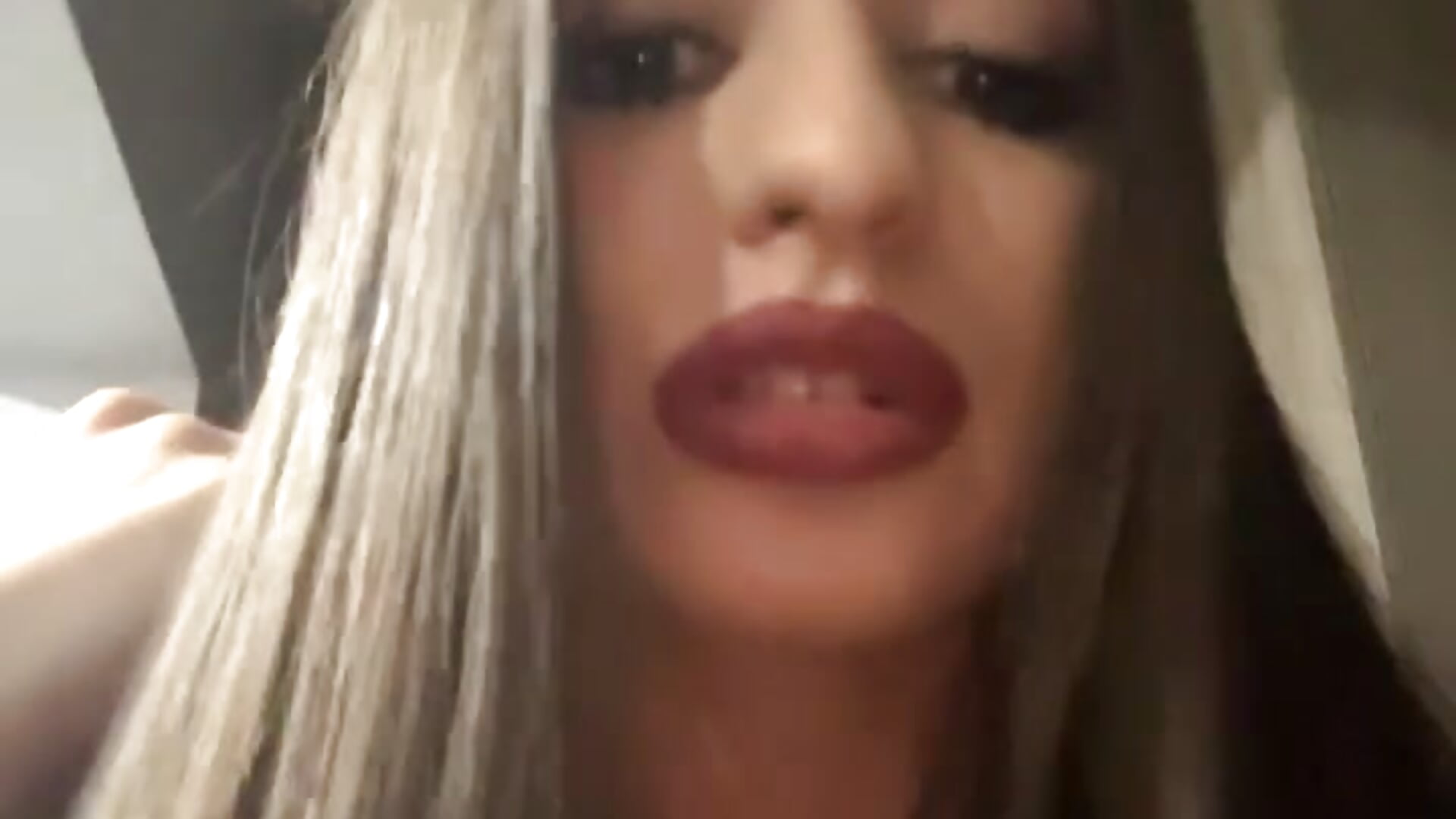 💎 - video by Anyssia cam model