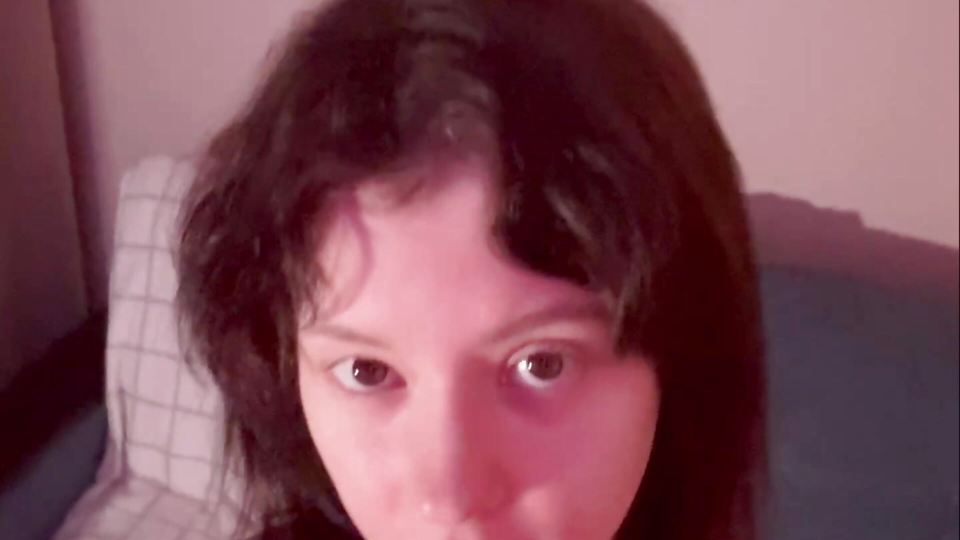 Hi! Welcome to my room <3－カメラキャストのIrisPurrphyの動画