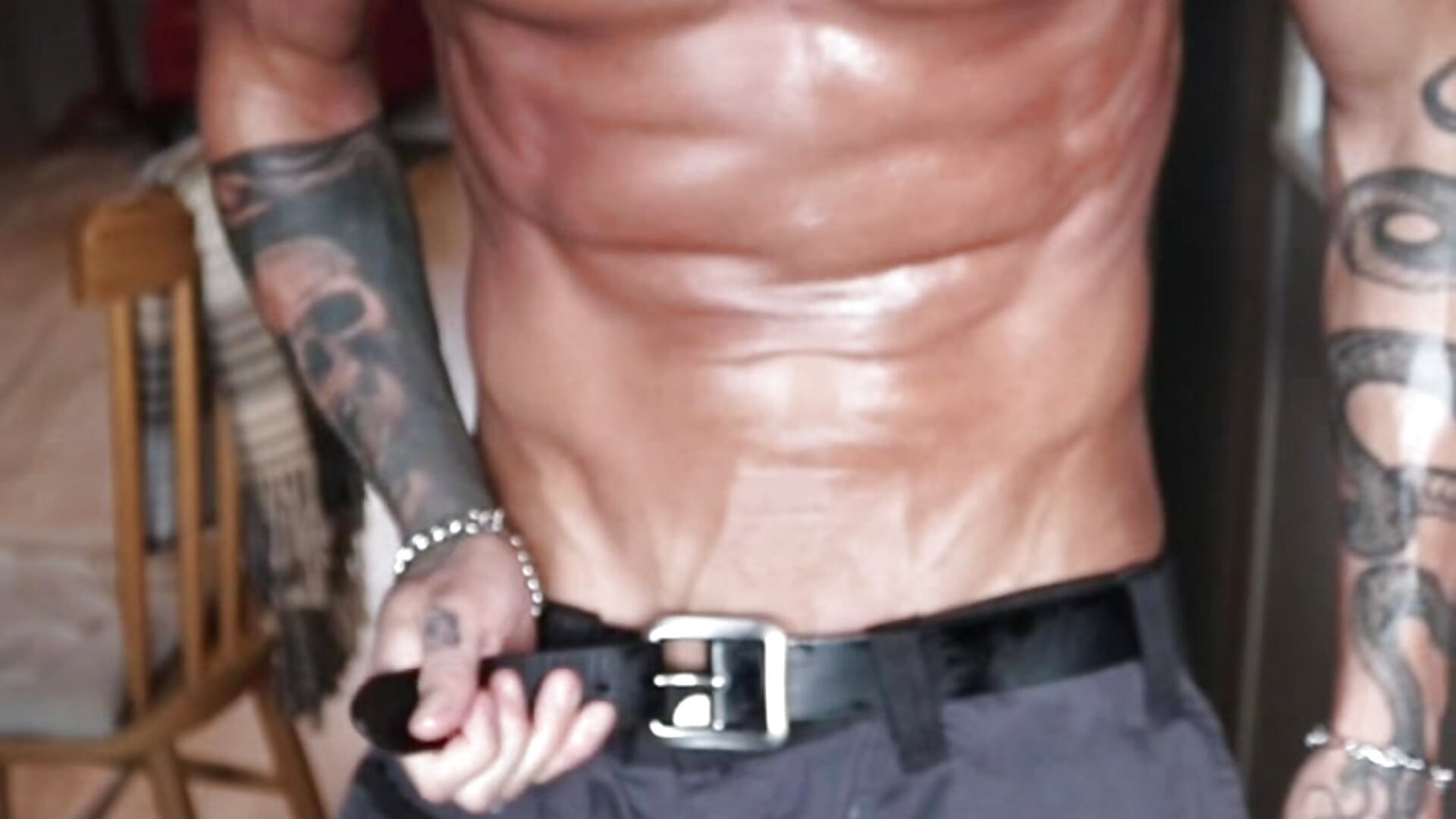 Tradie cum - video by tylerjamesxxx cam model