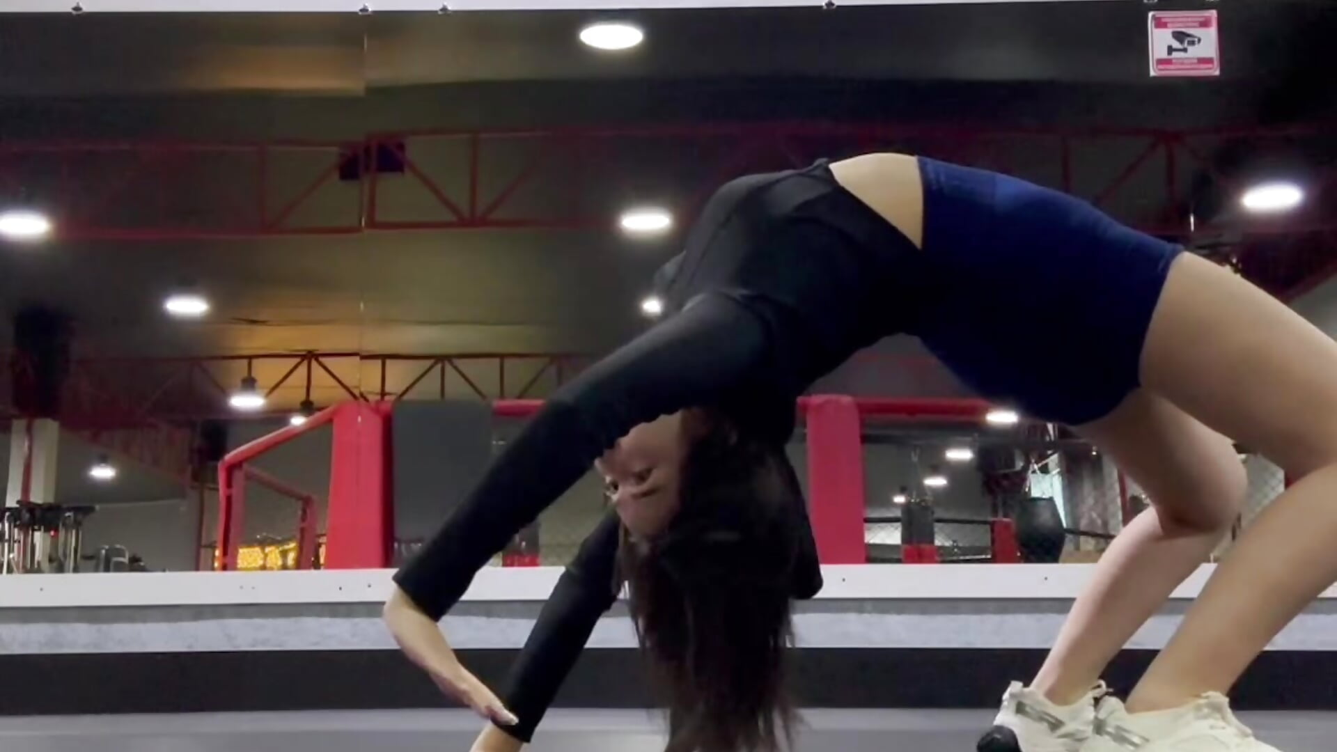 5915764218313973337 - Momo_Ayase_ 캠 모델의 동영상