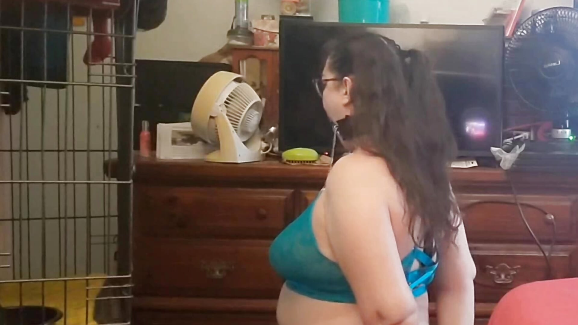 How I wait for him when he's been nice - video by Butterfly50286 cam model