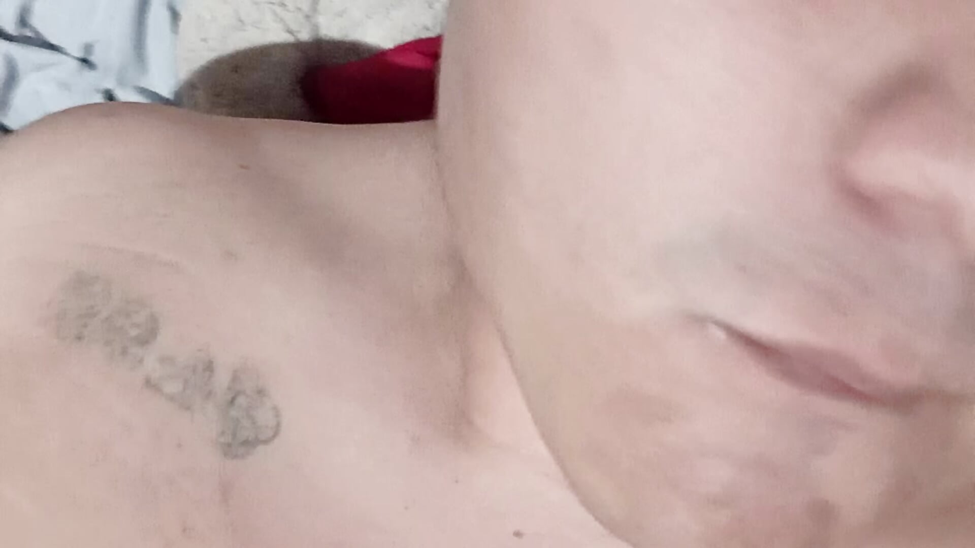 VID_20251015_230152 - video by Yiyo19-3 cam model