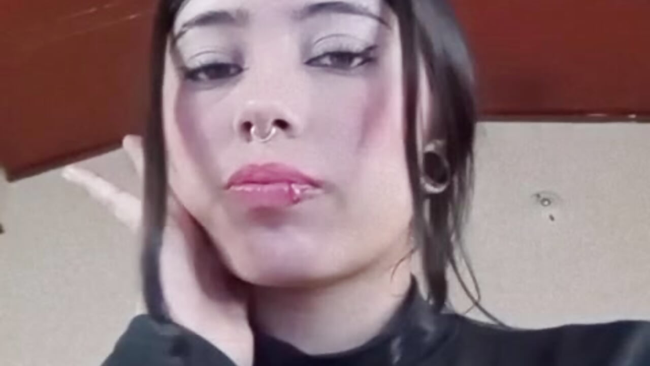 WhatsApp Video 2025-07-09 at 12,37,49 PM - video by gabriella_live cam model