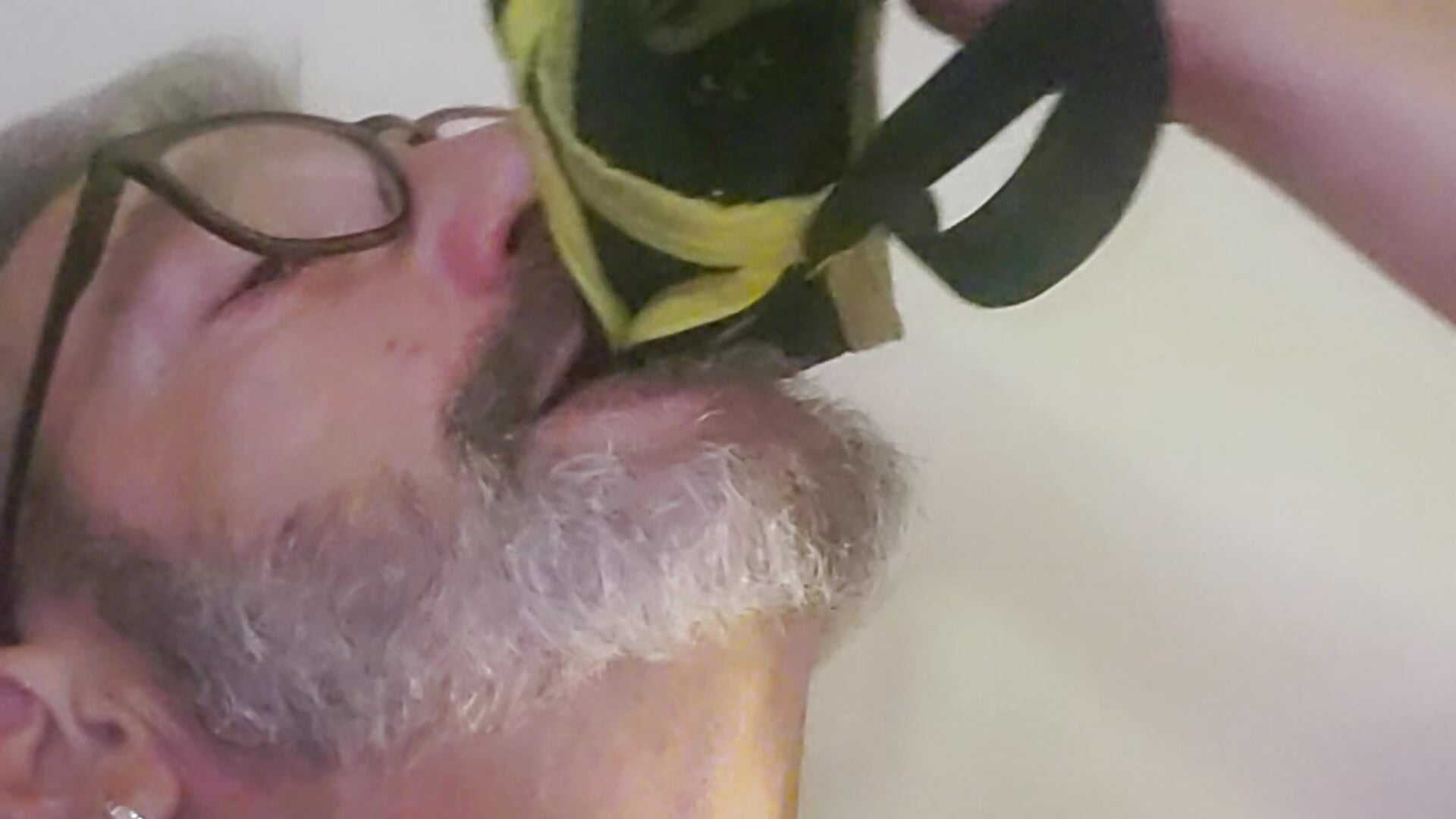 Who wants to fill this jock for me?  Dad's hungry! - vídeo de FoxDadBtm modelo de câmara