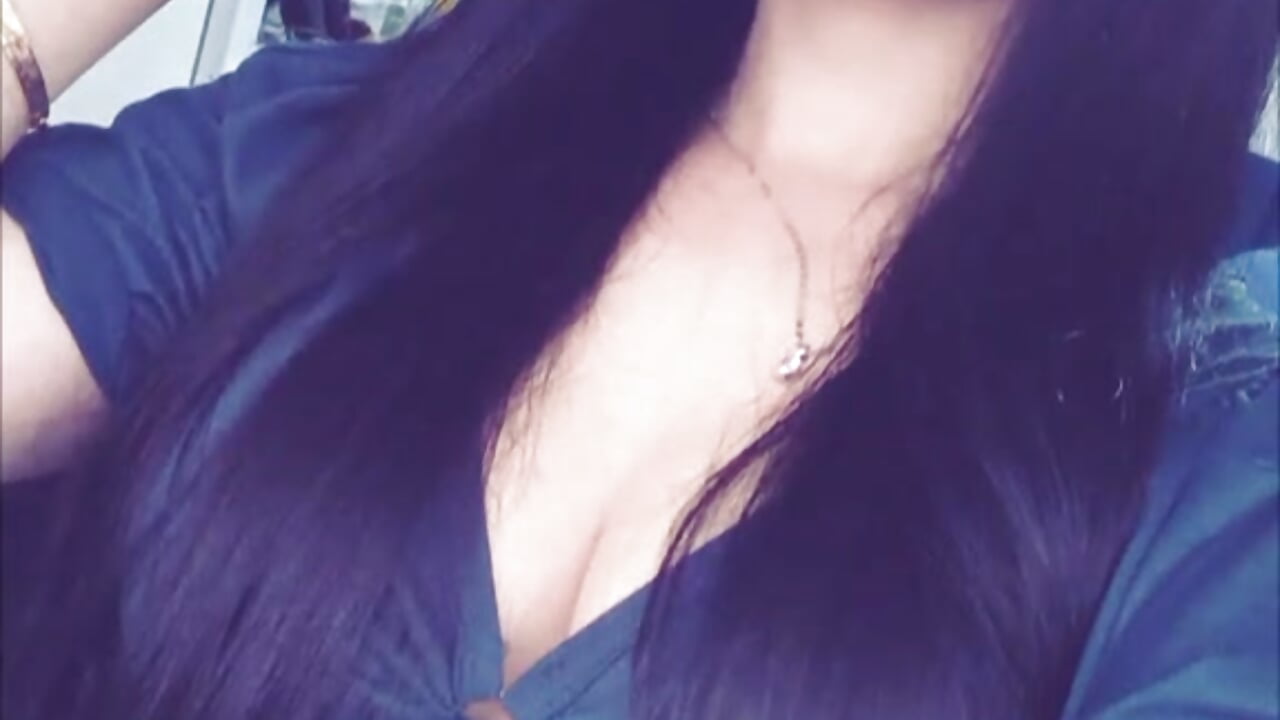 ivet saray - video by IVET_CUTE1 cam model